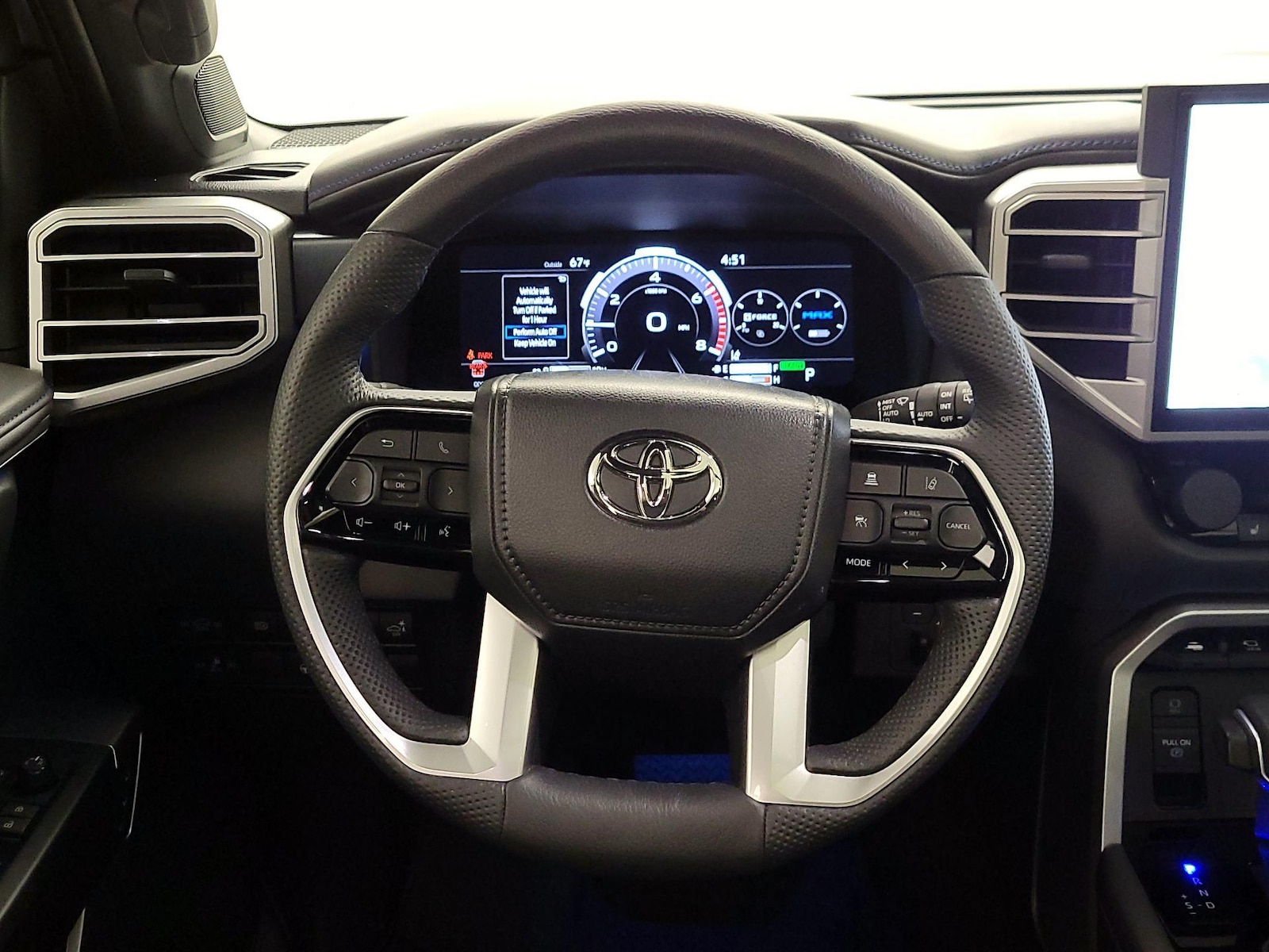 2024 Toyota Sequoia Platinum - Photo 11