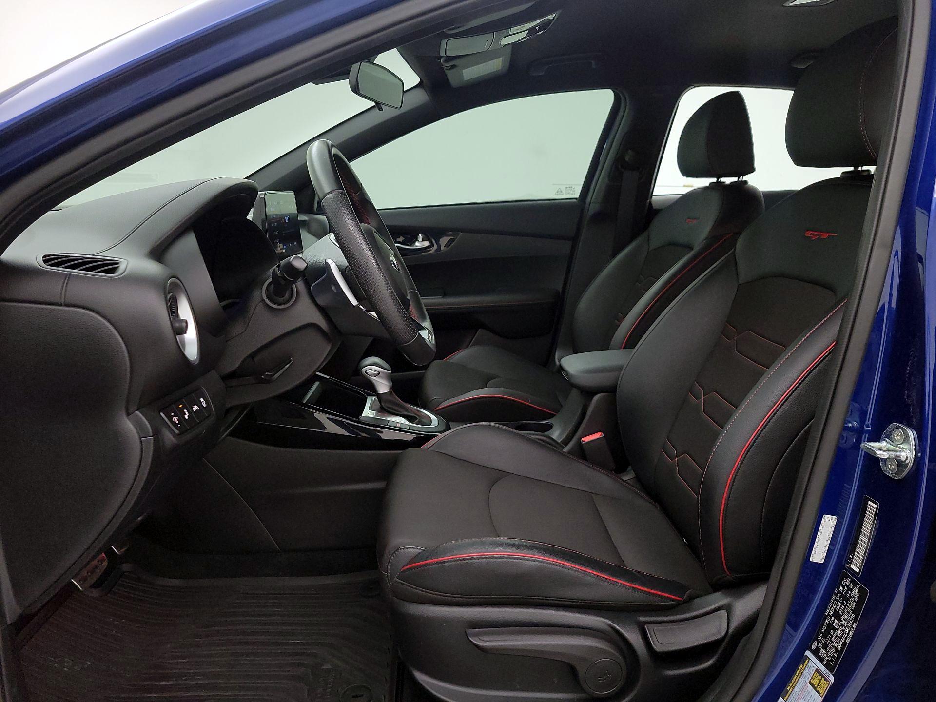 Thumbnail: 2021 Kia Forte - 11