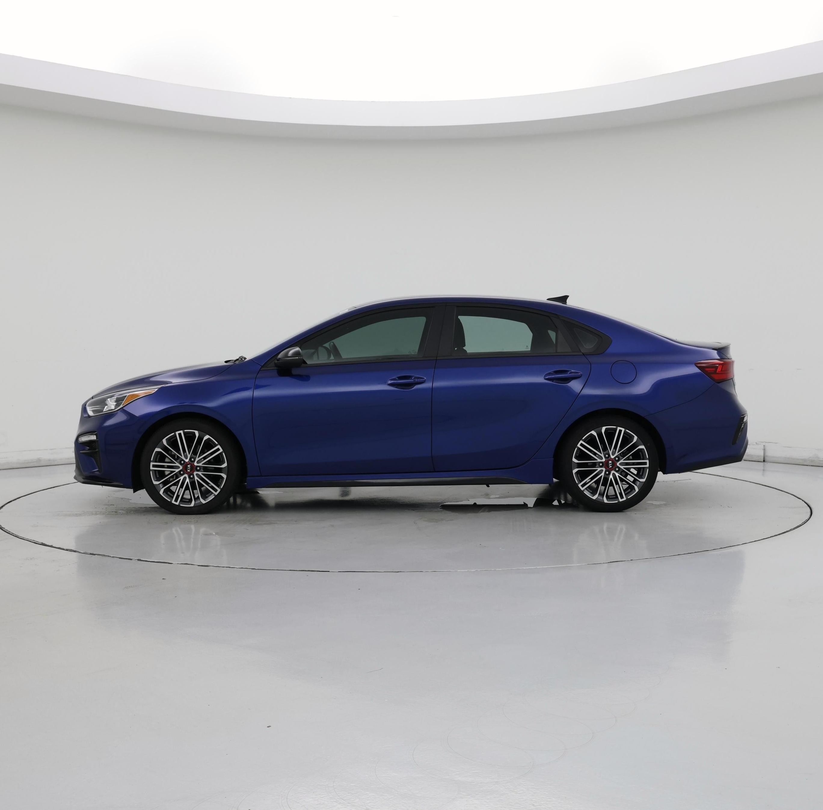 Thumbnail: 2021 Kia Forte - 3