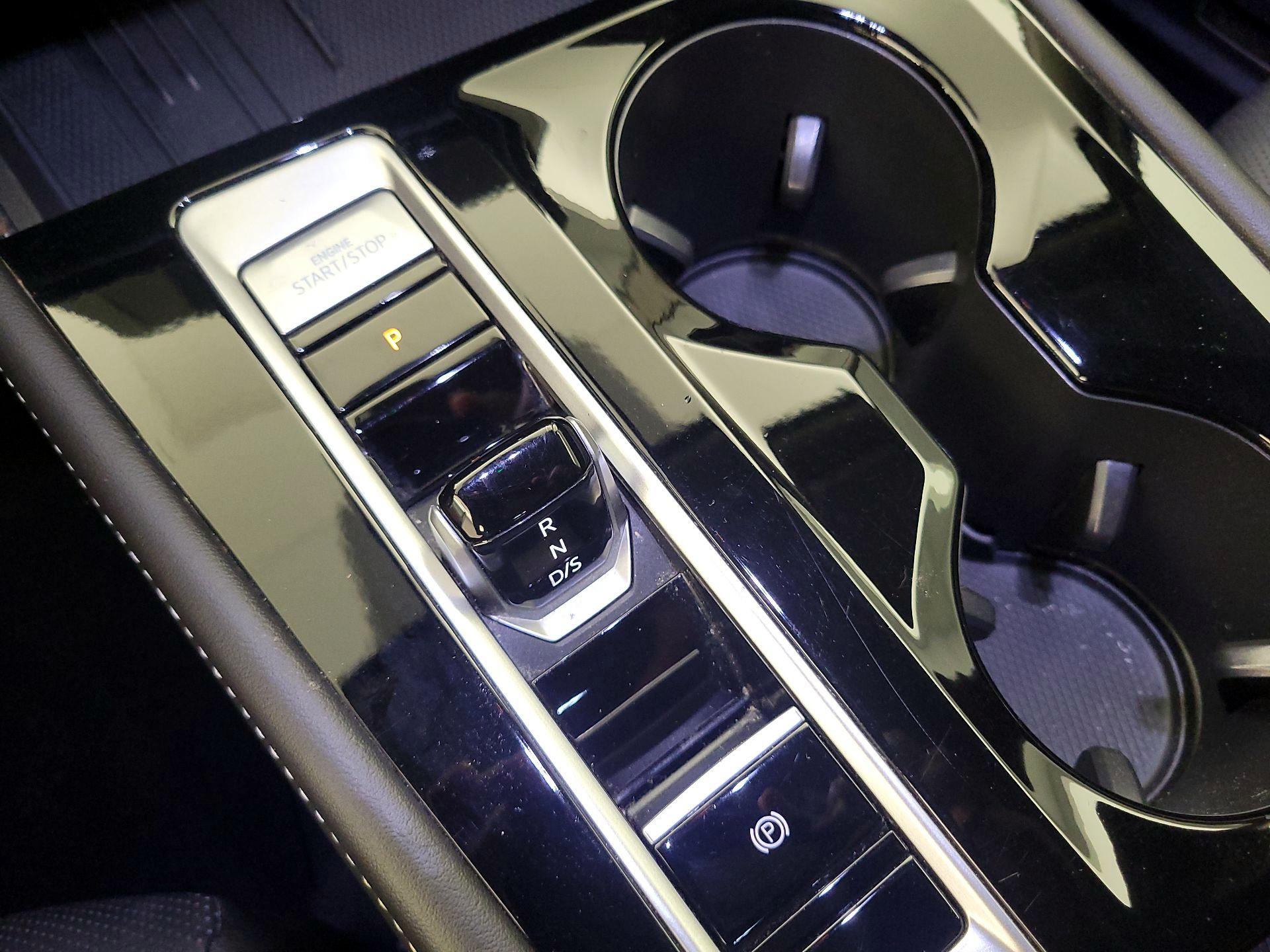 Thumbnail: 2025 Volkswagen Atlas - 17