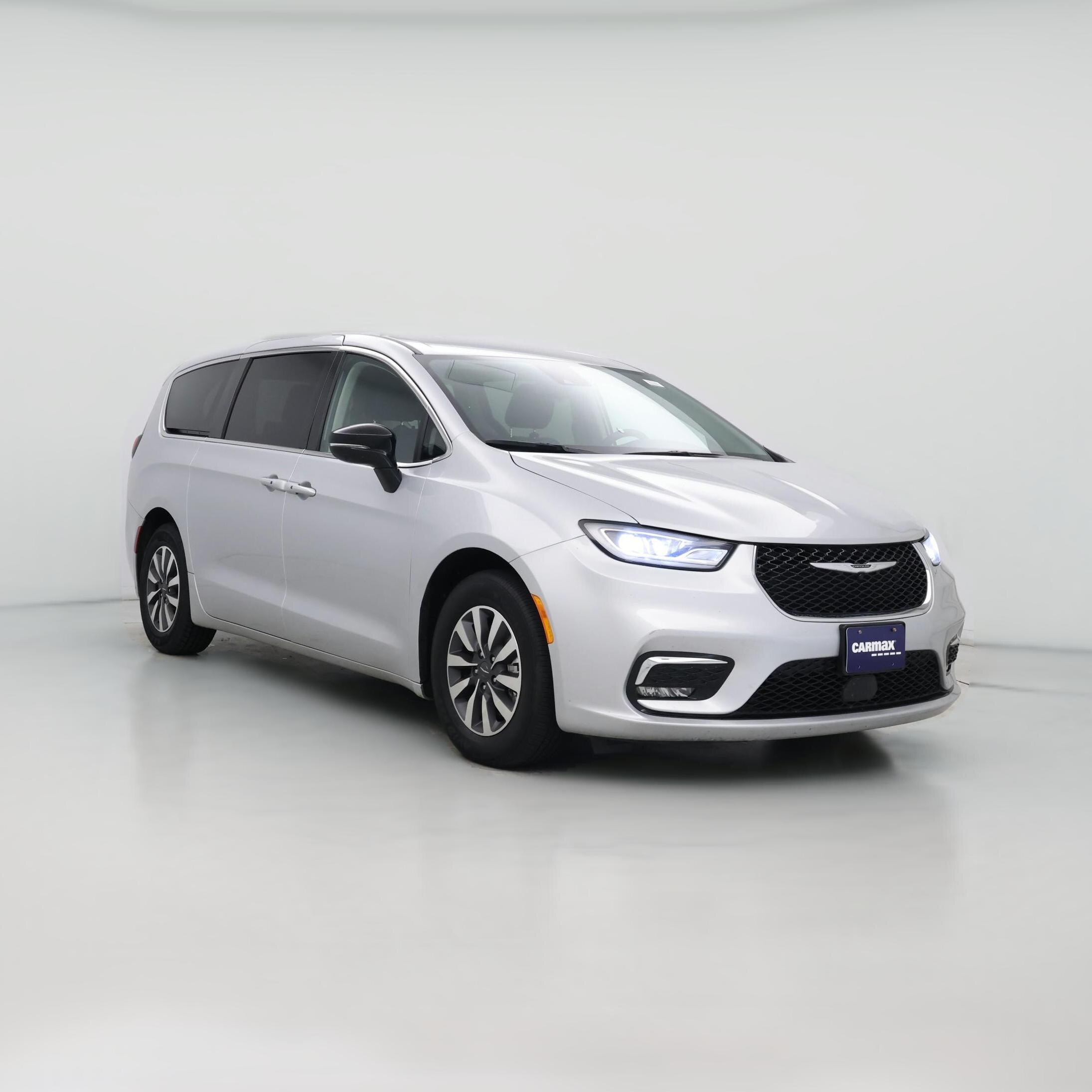 Thumbnail: 2024 Chrysler Pacifica - 1