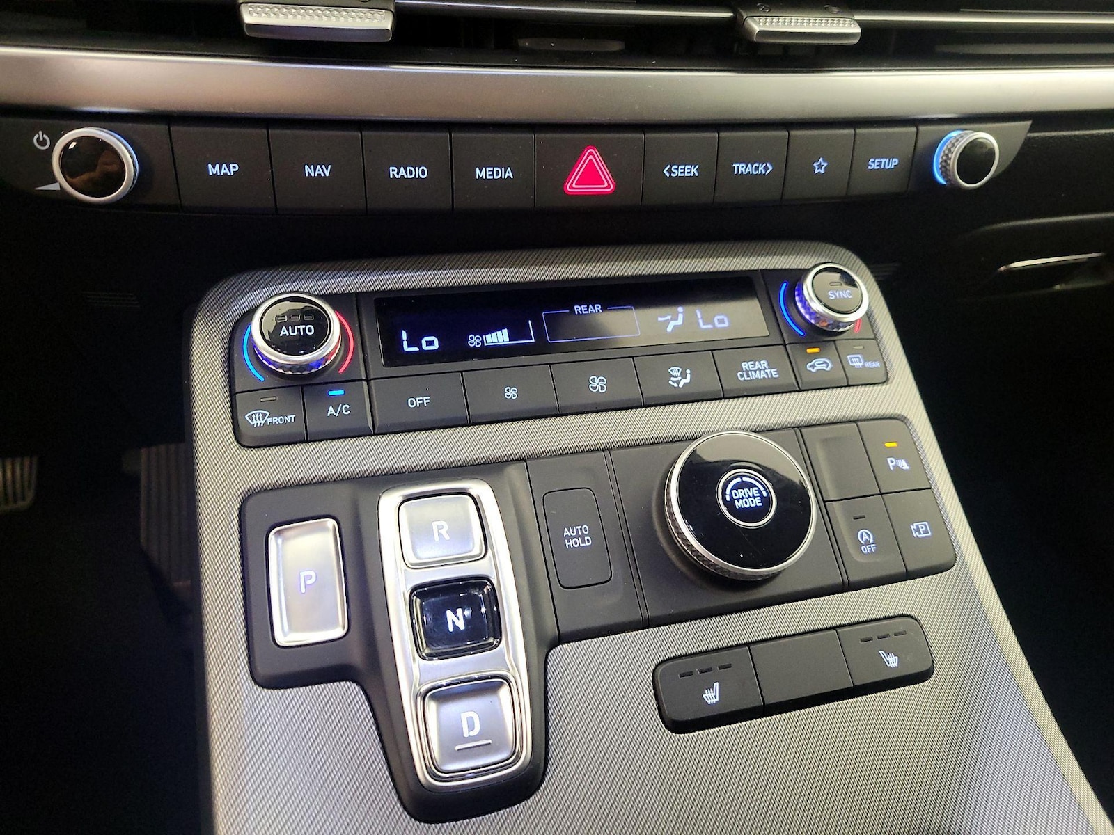 2025 Hyundai Palisade SEL - Photo 18