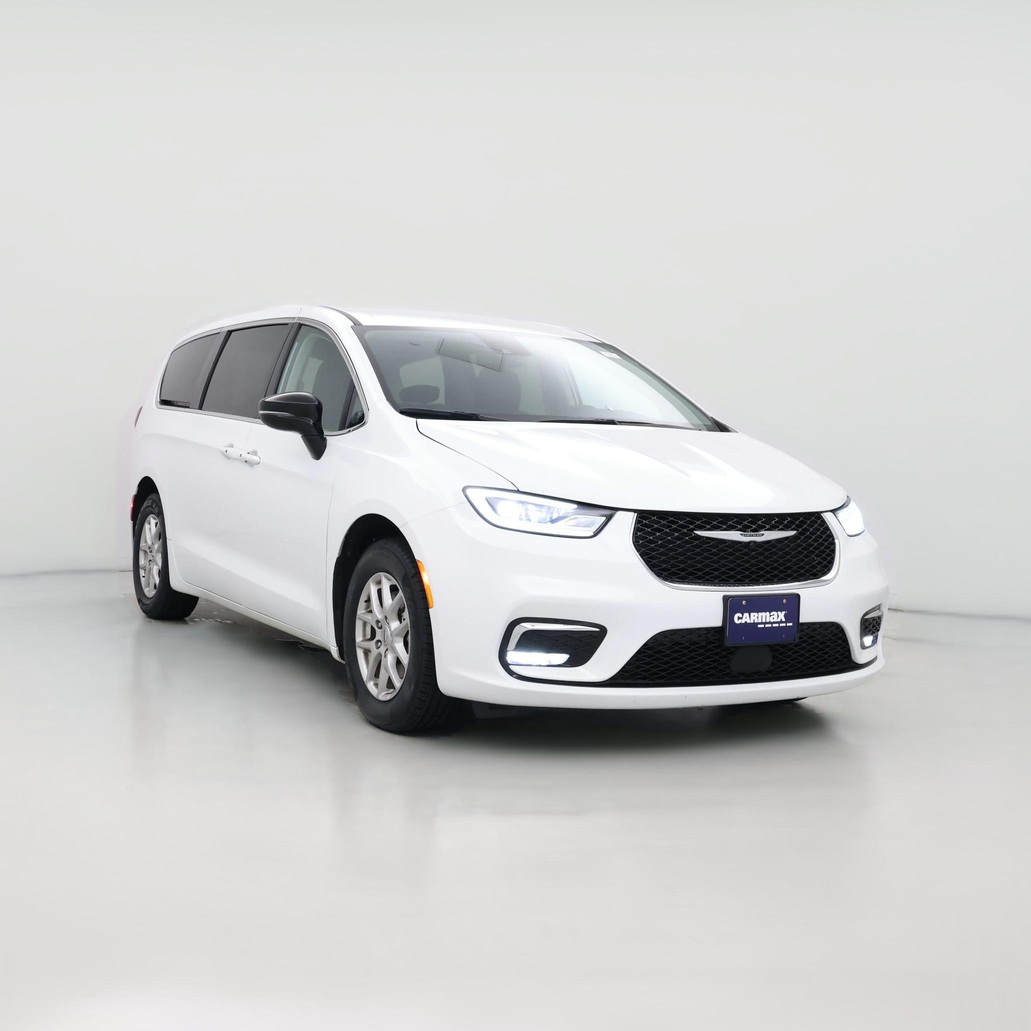 Thumbnail: 2024 Chrysler Pacifica - 1