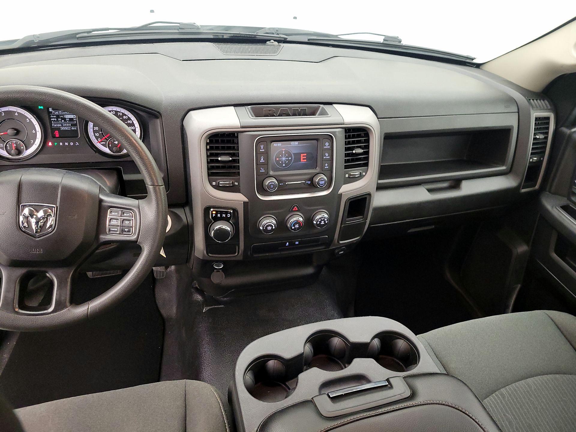 Thumbnail: 2023 RAM 1500 Classic - 9