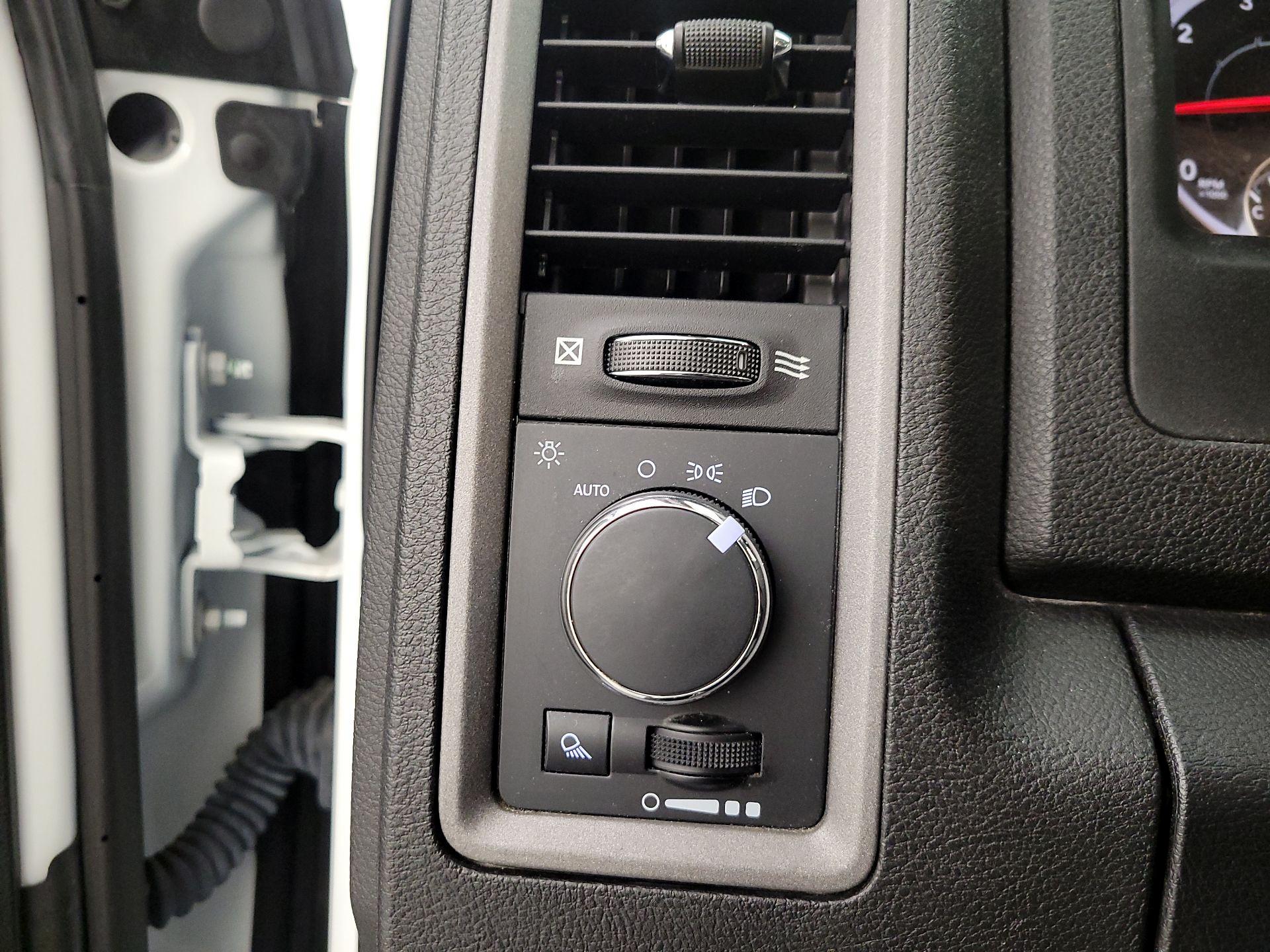 Thumbnail: 2023 RAM 1500 Classic - 13