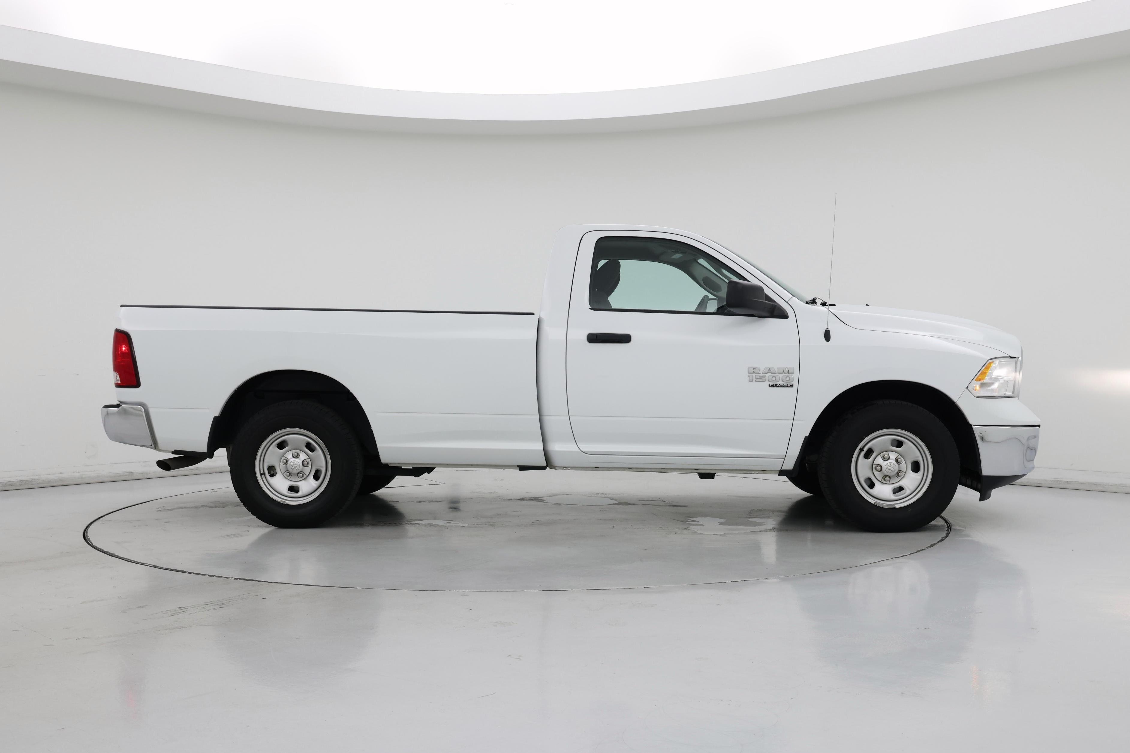 Thumbnail: 2023 RAM 1500 Classic - 7