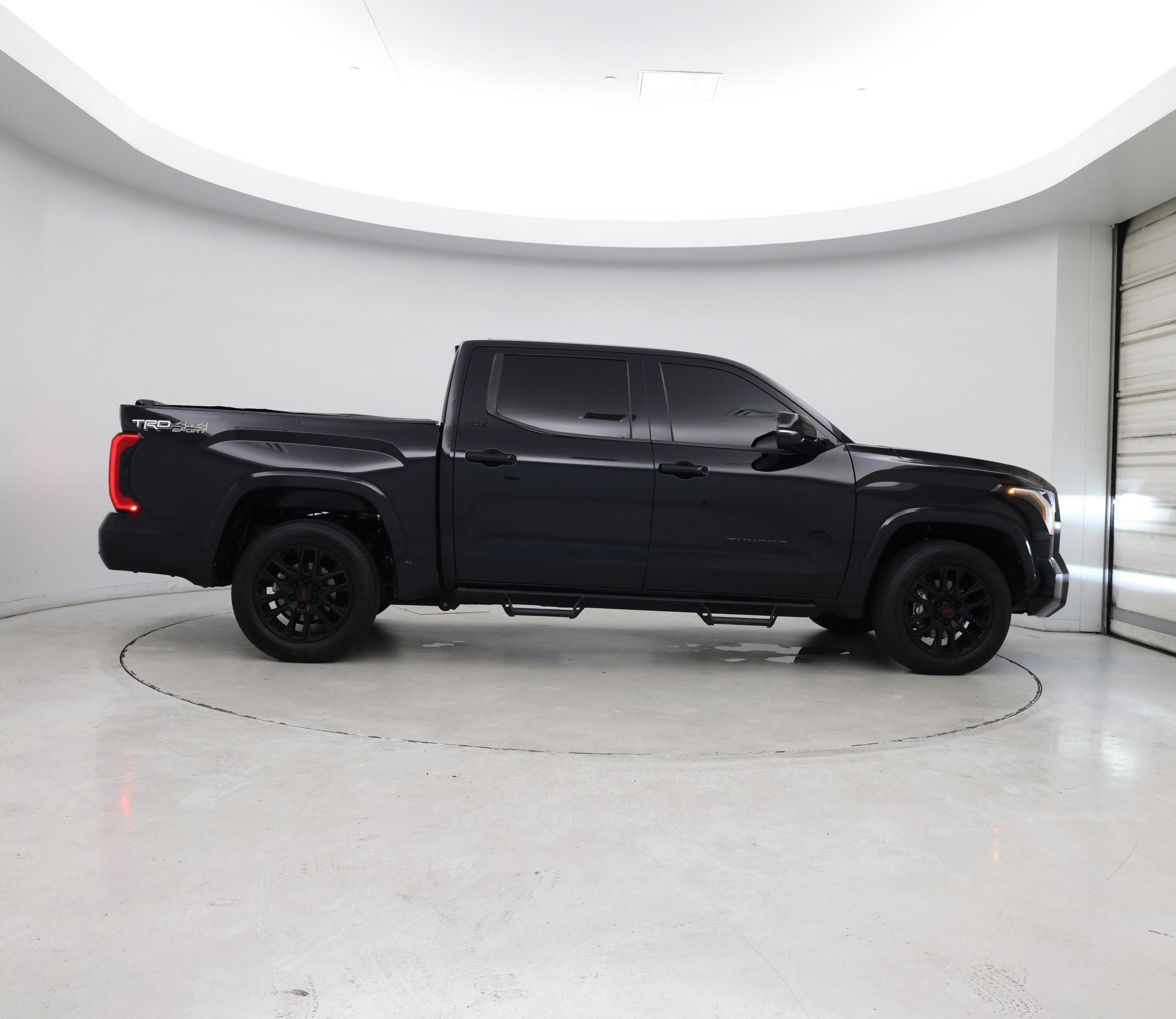 Thumbnail: 2023 Toyota Tundra - 7