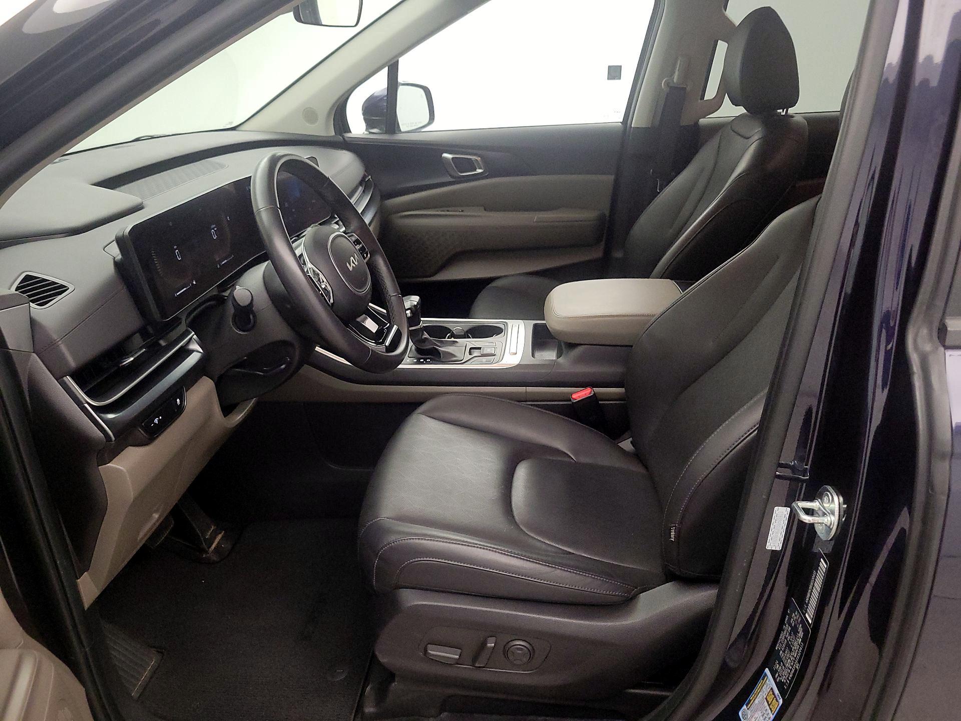Thumbnail: 2025 Kia Carnival - 11