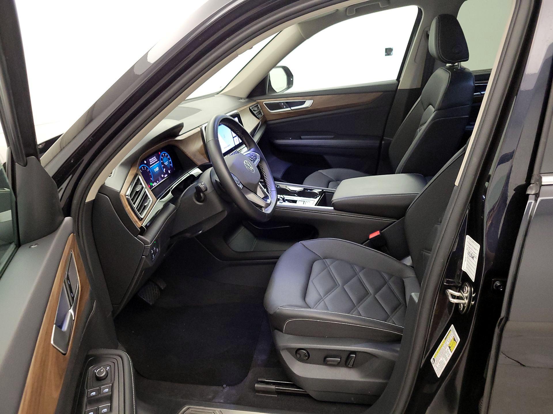 Thumbnail: 2025 Volkswagen Atlas - 11