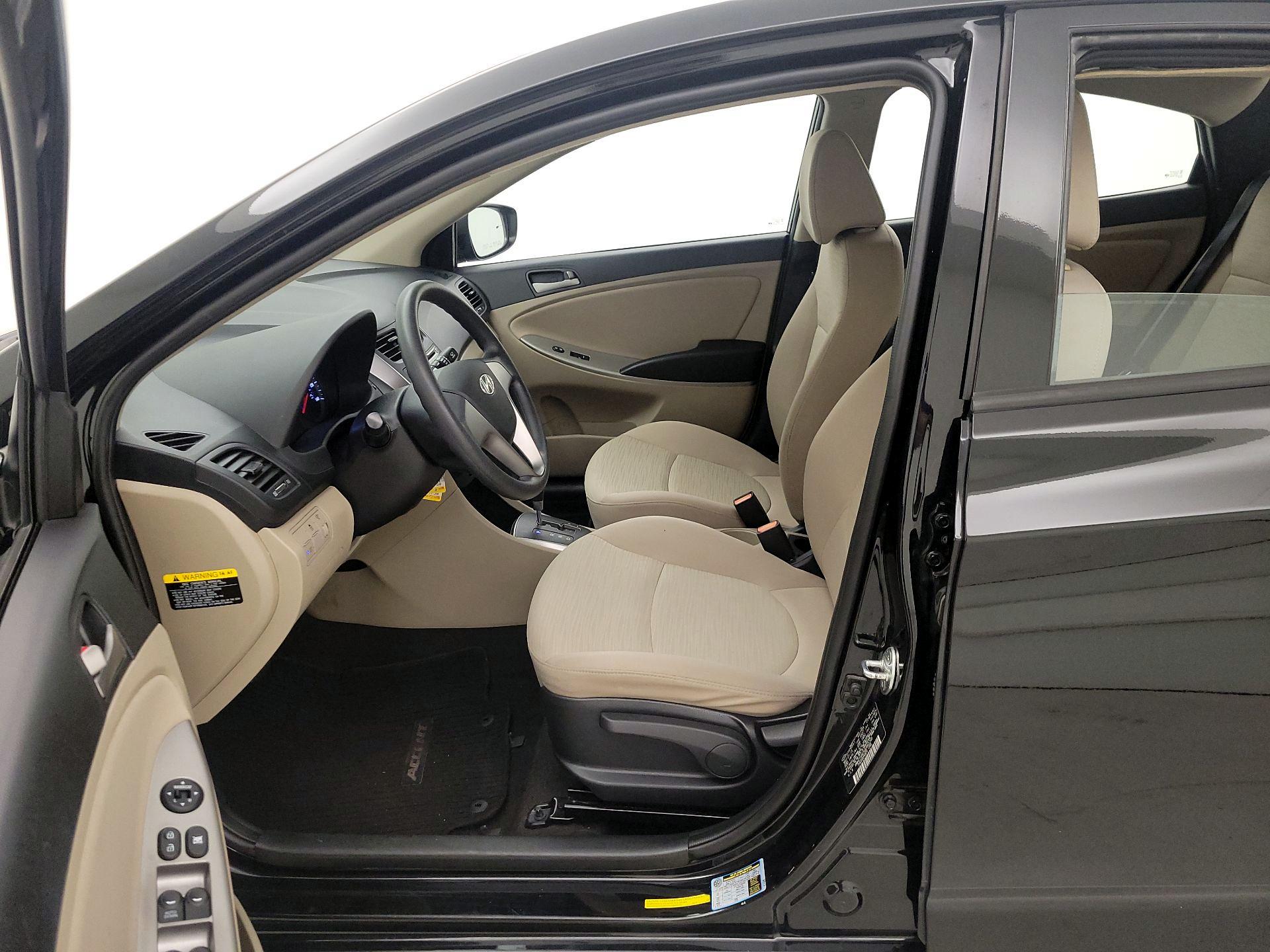 Thumbnail: 2016 Hyundai Accent - 11