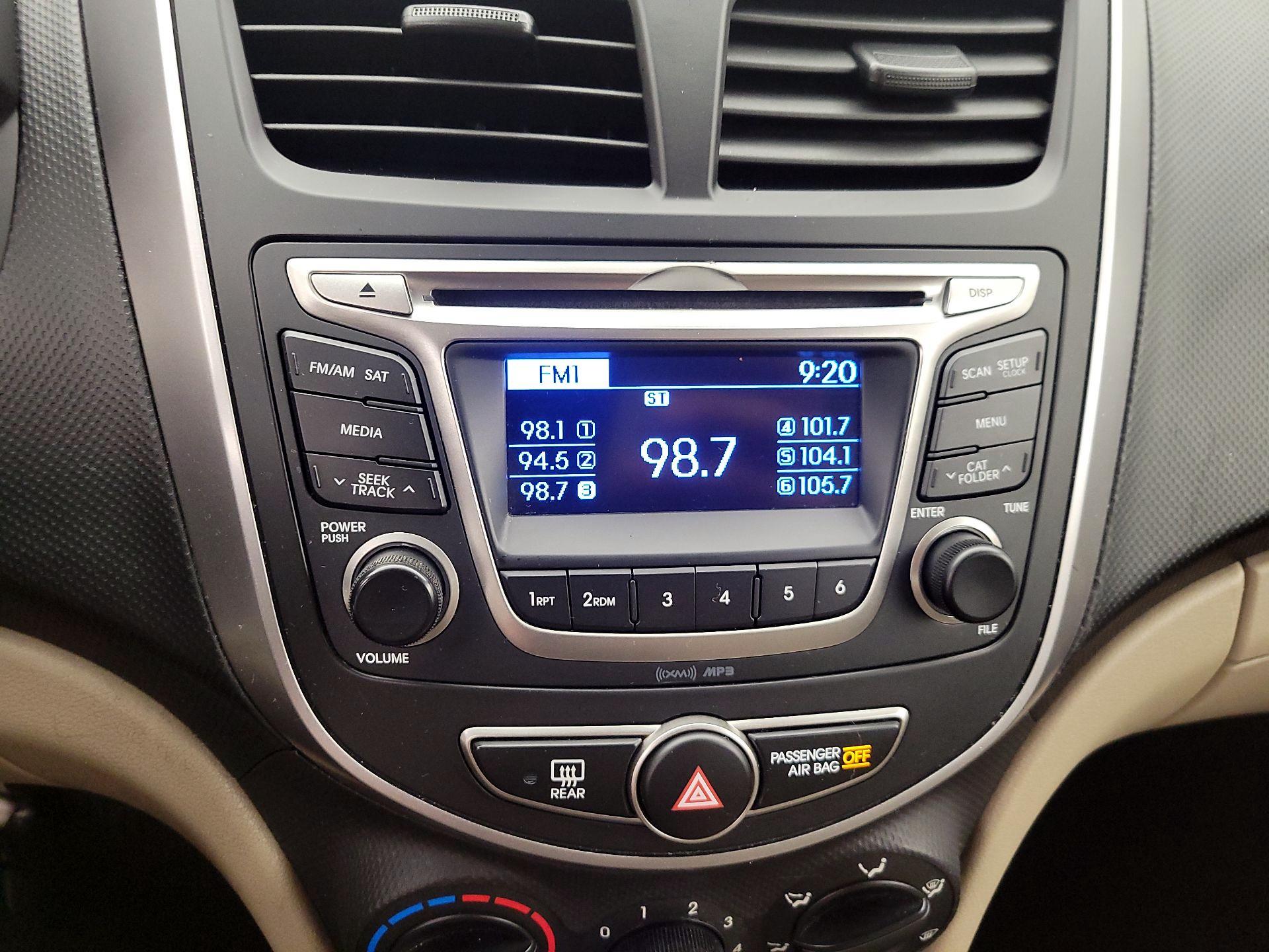 Thumbnail: 2016 Hyundai Accent - 14