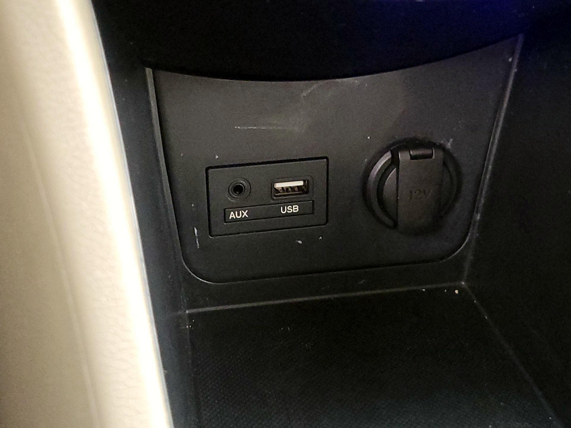 Thumbnail: 2016 Hyundai Accent - 17