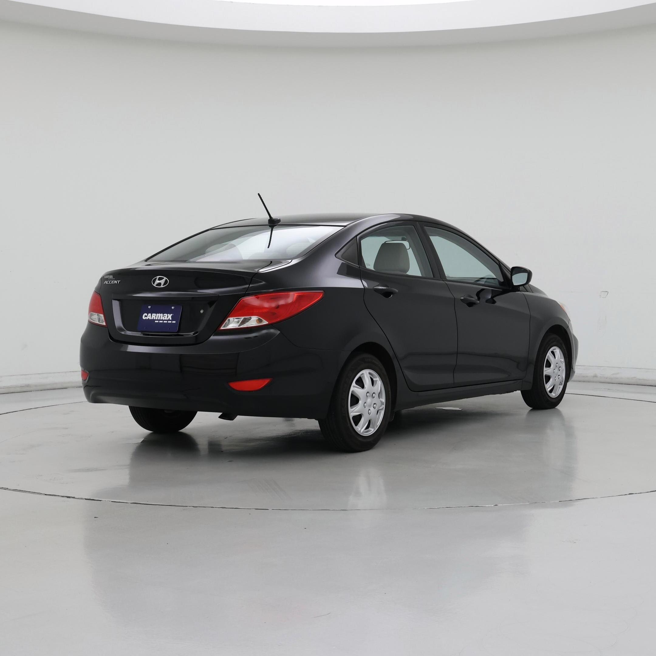 Thumbnail: 2016 Hyundai Accent - 8