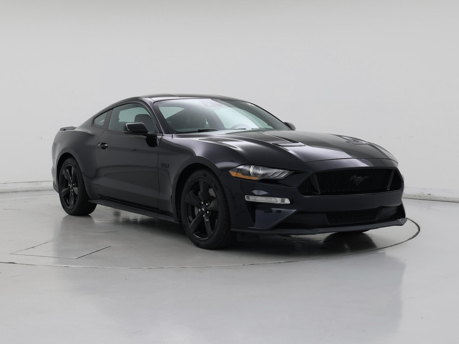 2021 Ford Mustang GT Premium - Photo 2