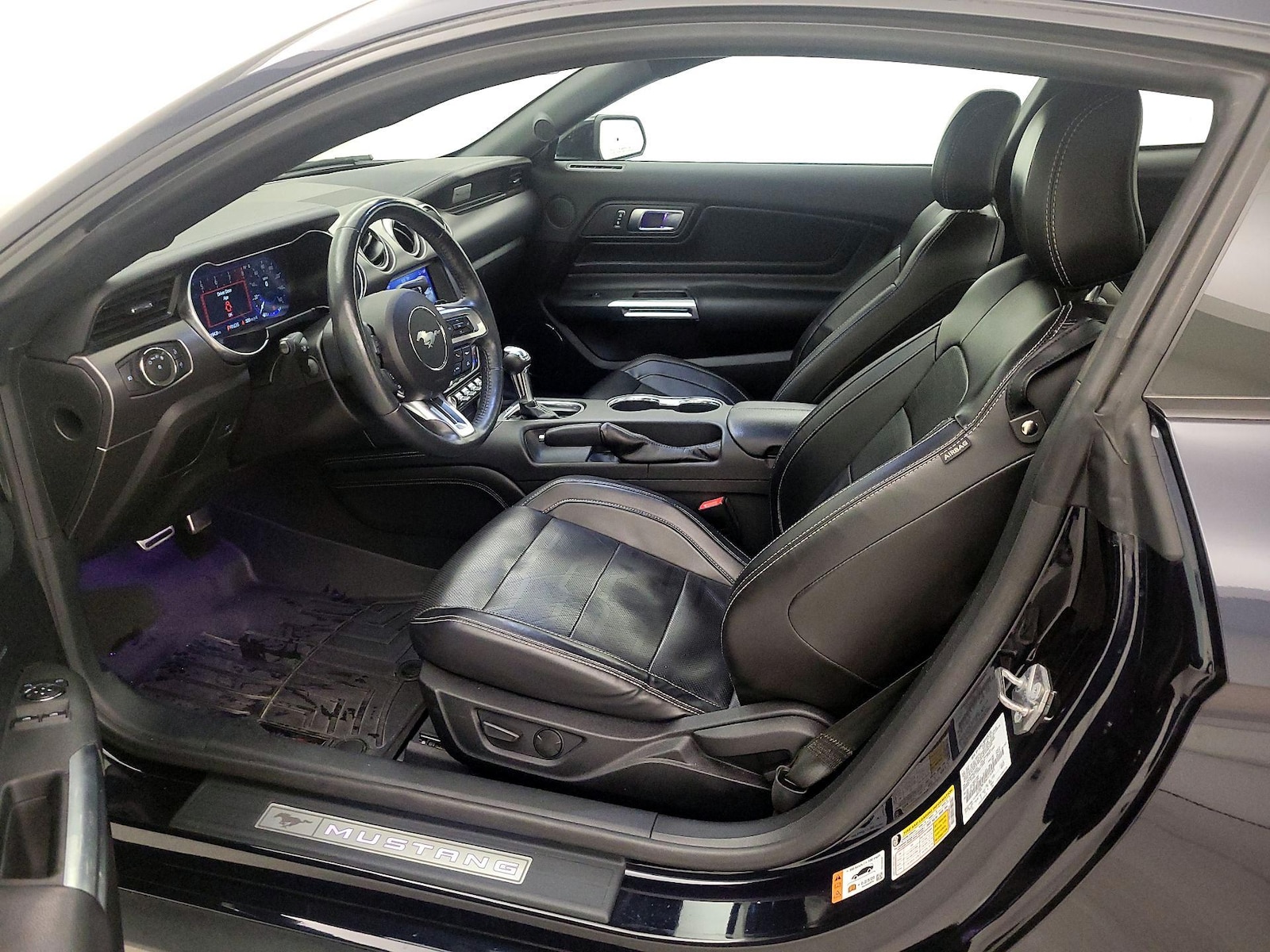 2021 Ford Mustang GT Premium - Photo 12