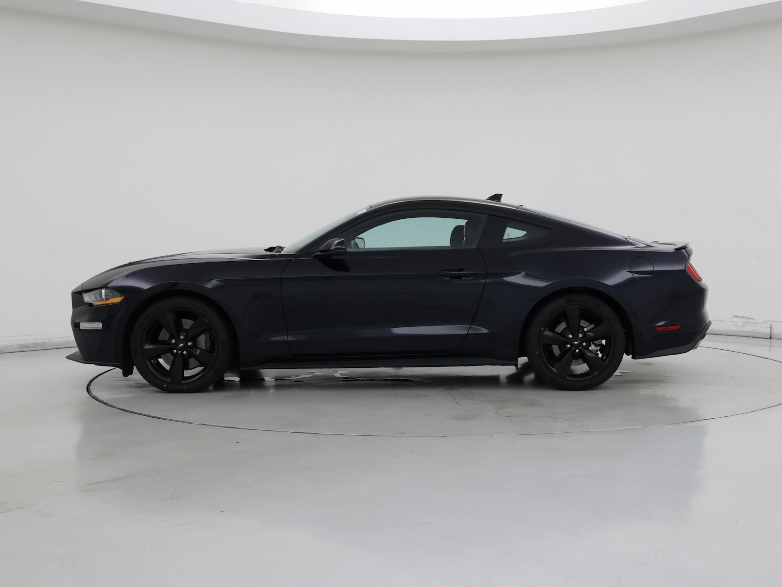 2021 Ford Mustang GT Premium - Photo 4