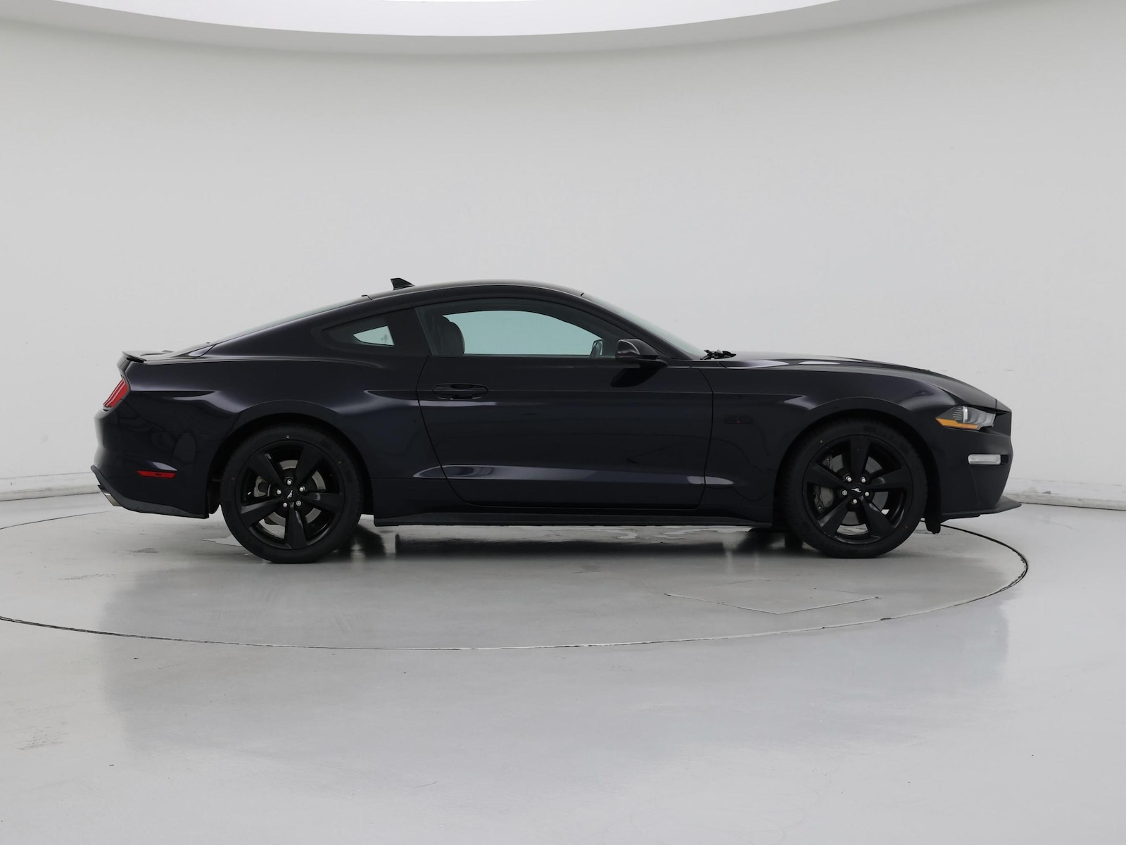 2021 Ford Mustang GT Premium - Photo 8