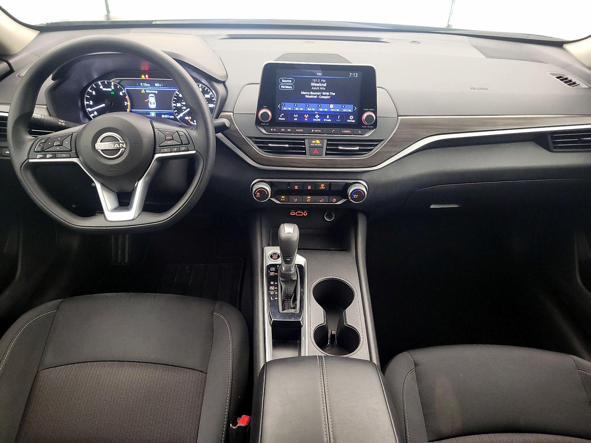 Thumbnail: 2025 Nissan Altima - 9