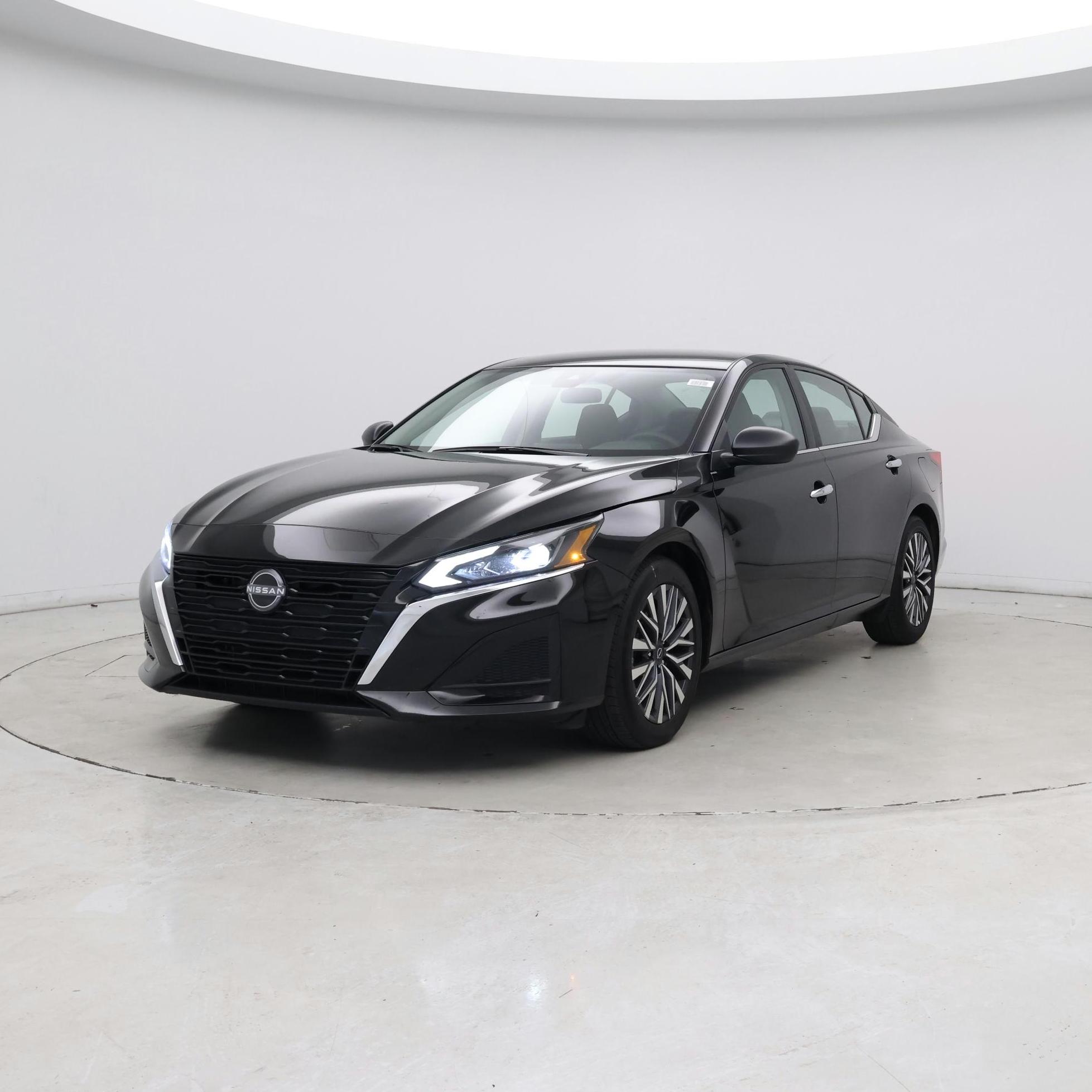 Thumbnail: 2025 Nissan Altima - 4