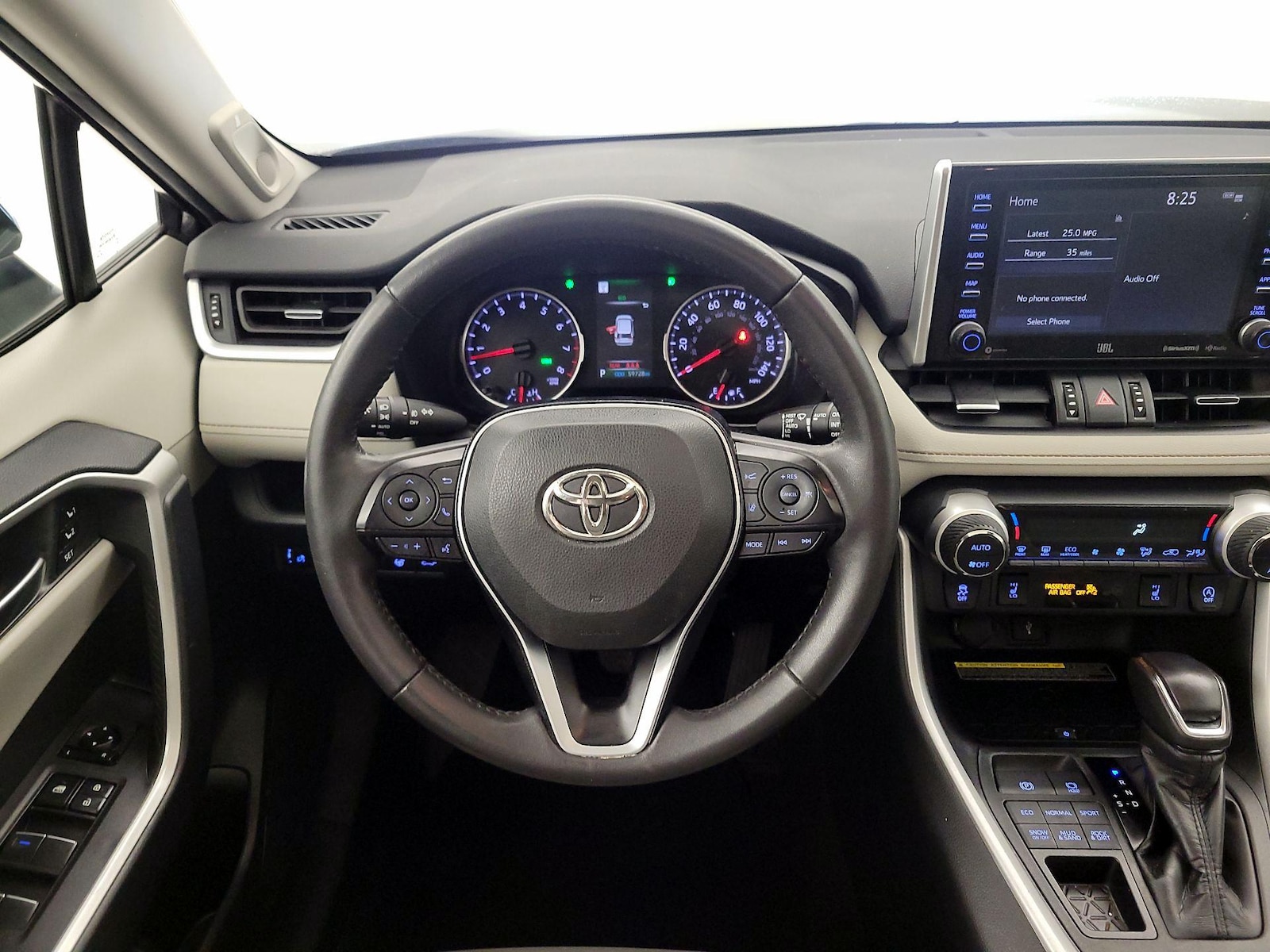 2020 Toyota RAV4 XLE Premium - Photo 11