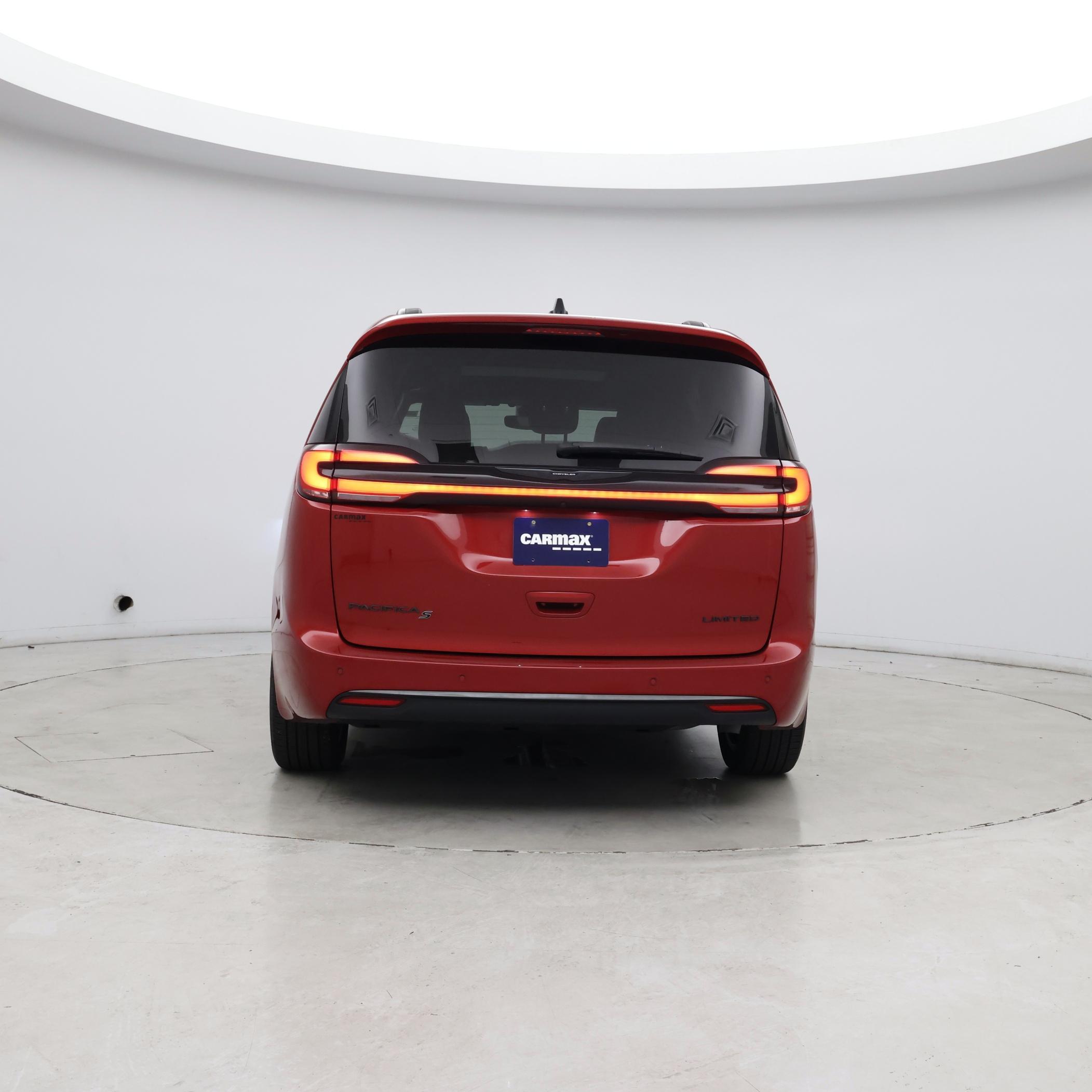 Thumbnail: 2025 Chrysler Pacifica - 6