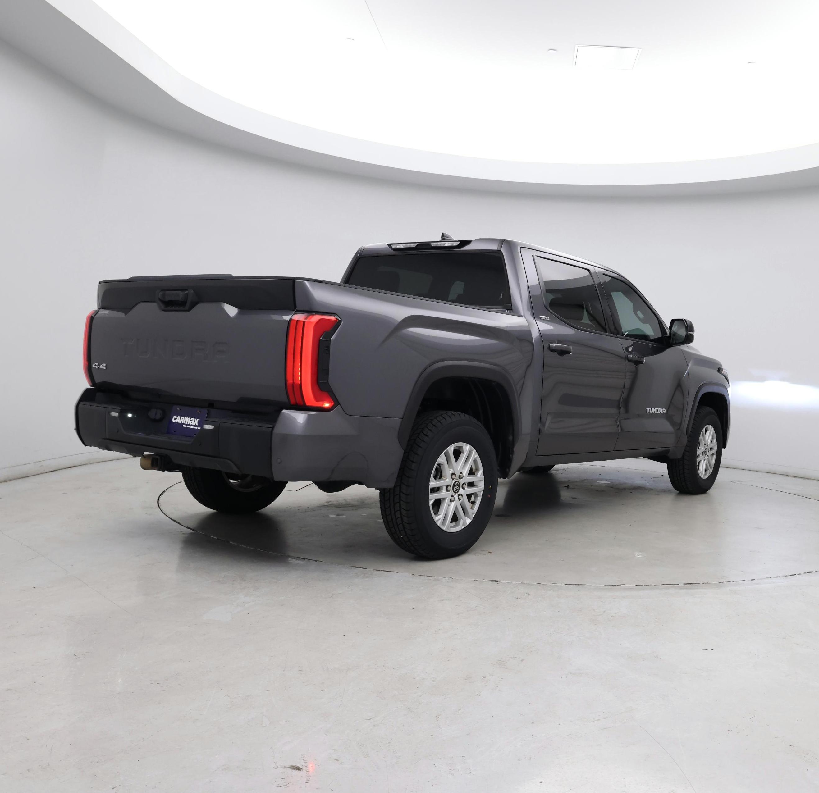 Thumbnail: 2023 Toyota Tundra - 8