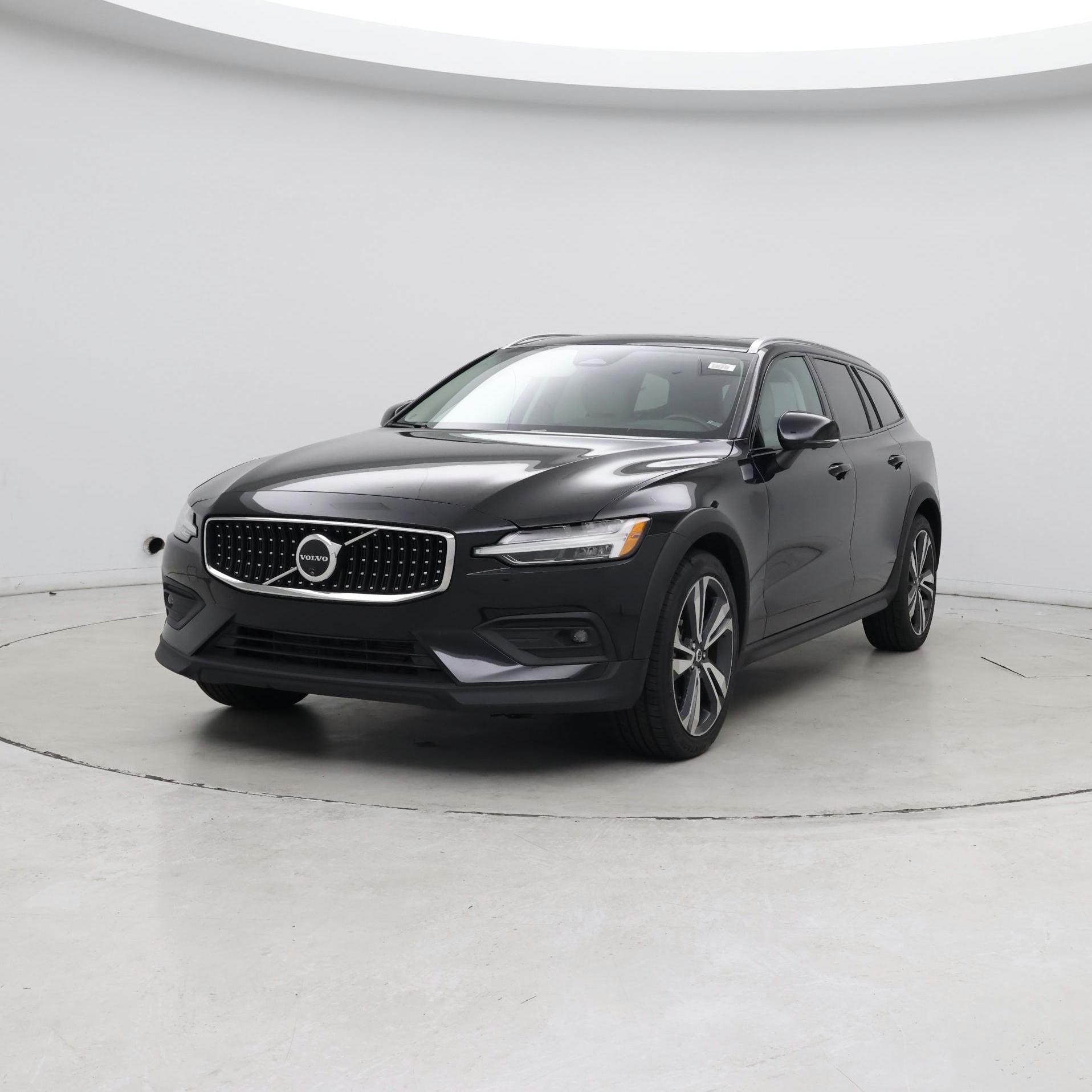 Thumbnail: 2025 Volvo S60 - 4