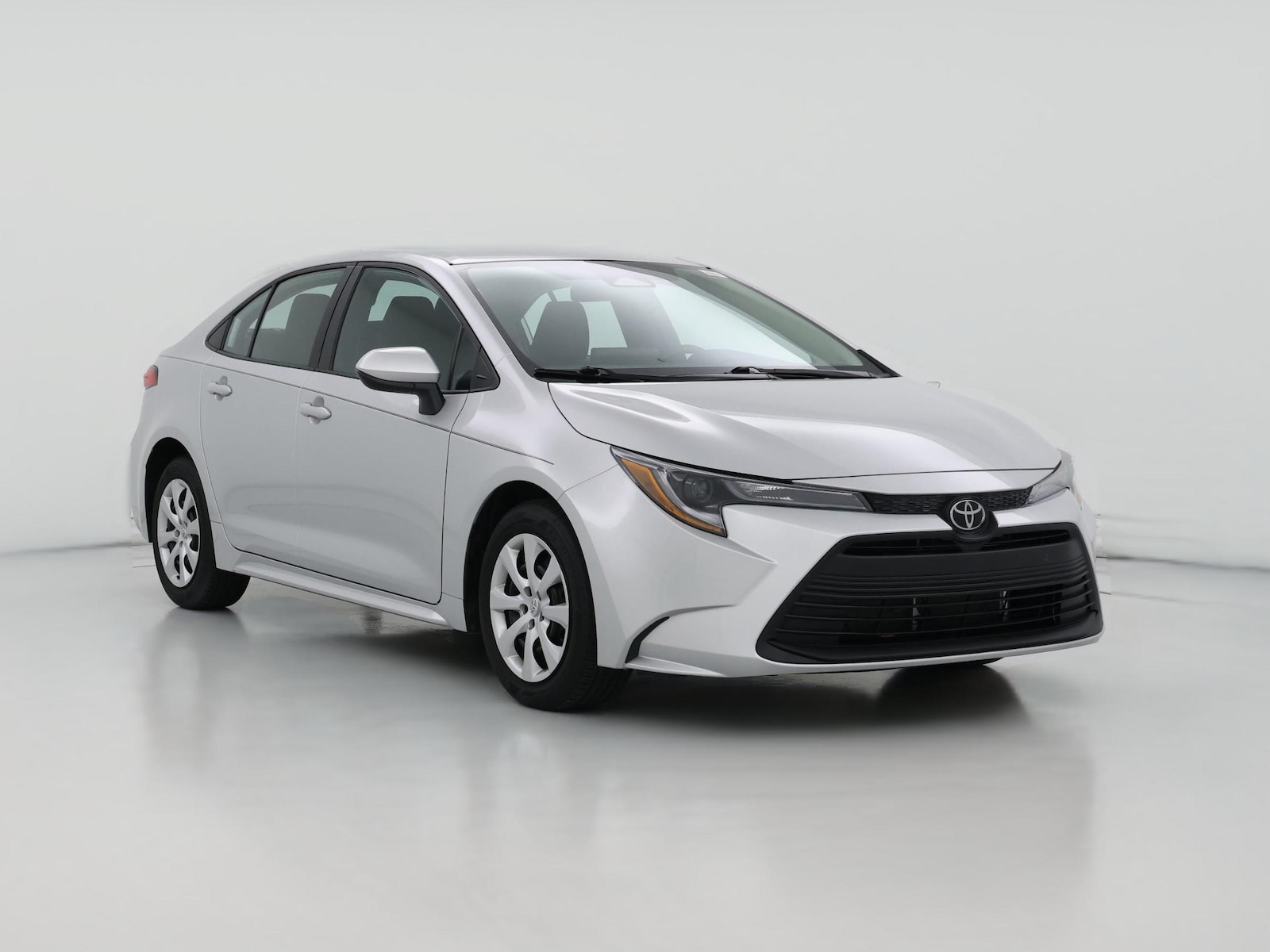 2024 Toyota Corolla LE - Photo 1