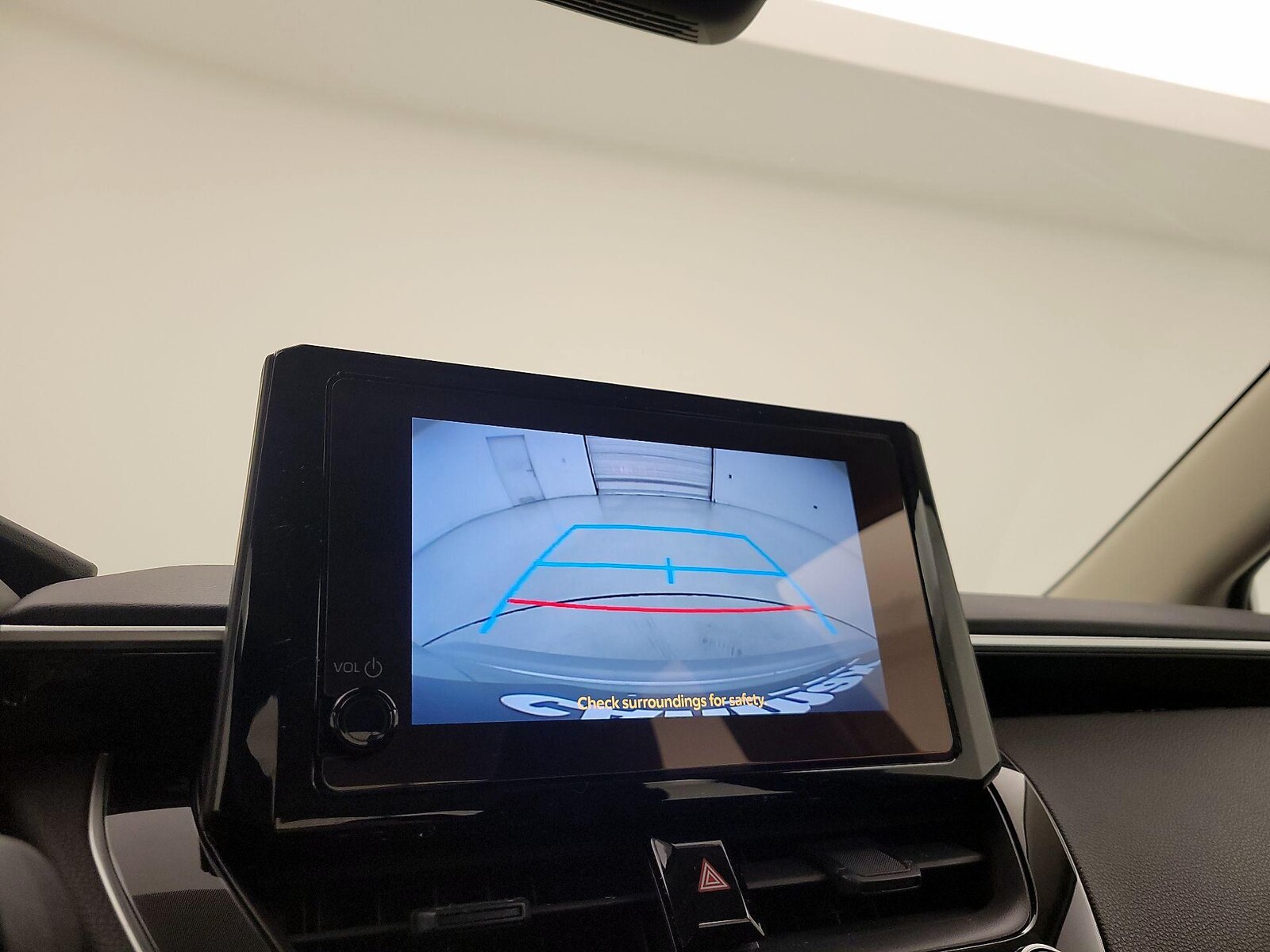 2024 Toyota Corolla LE - Photo 15