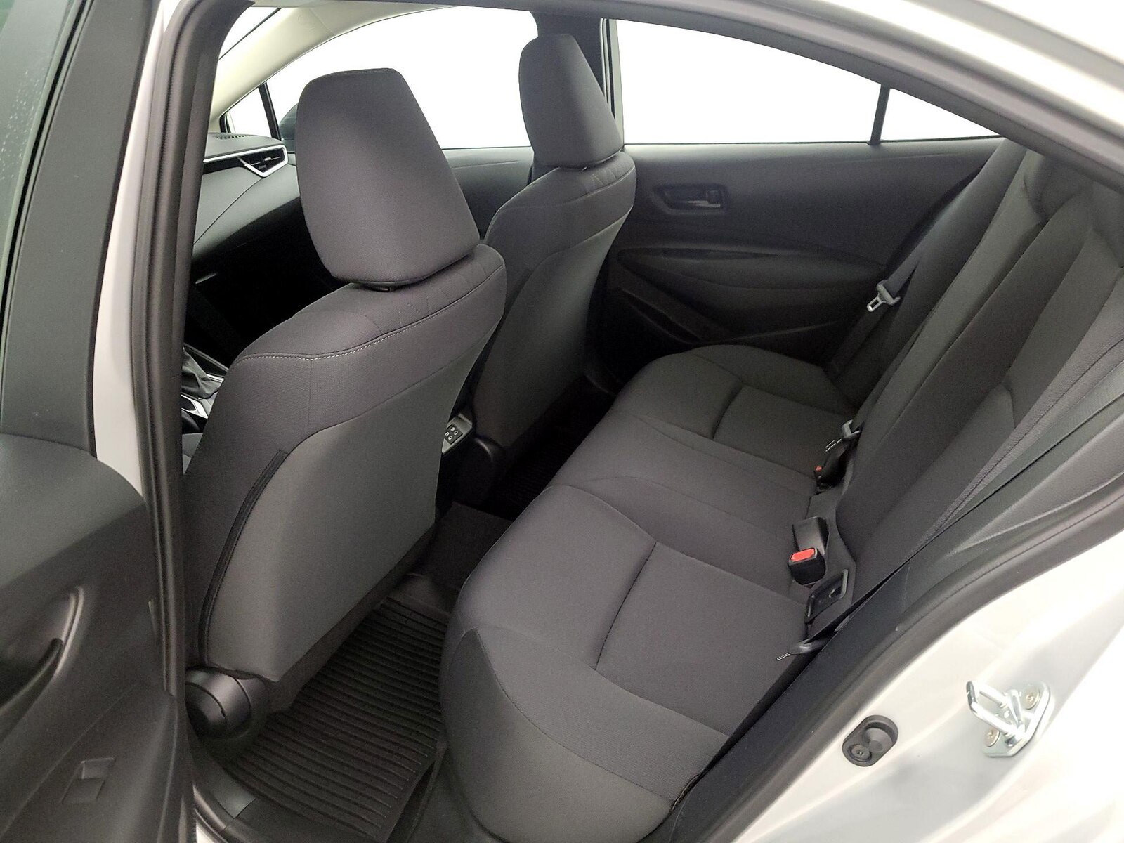 2024 Toyota Corolla LE - Photo 20