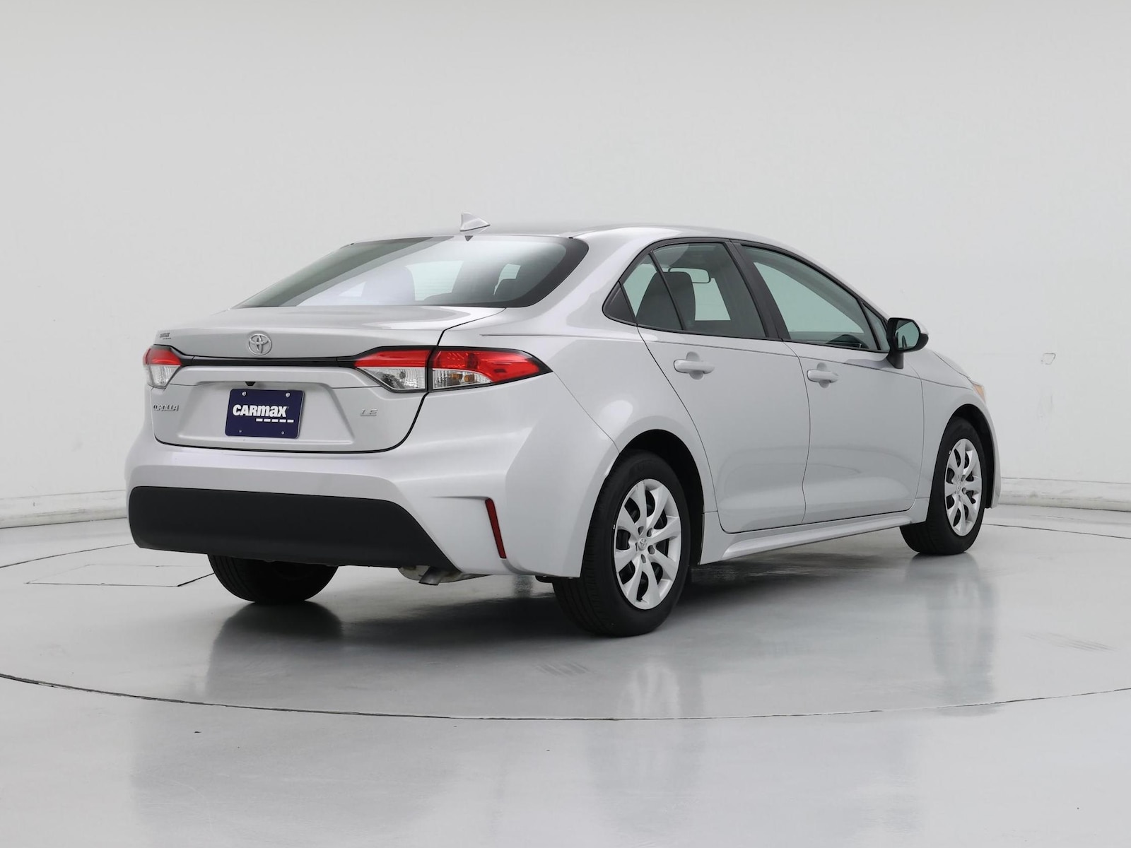 2024 Toyota Corolla LE - Photo 9