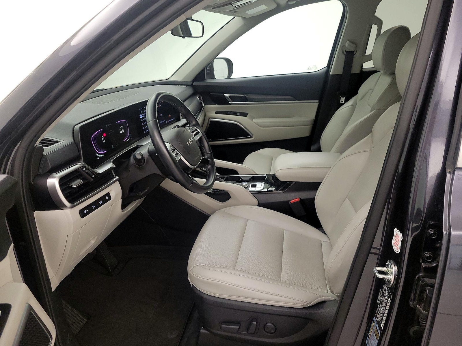 2025 Kia Telluride S - Photo 12