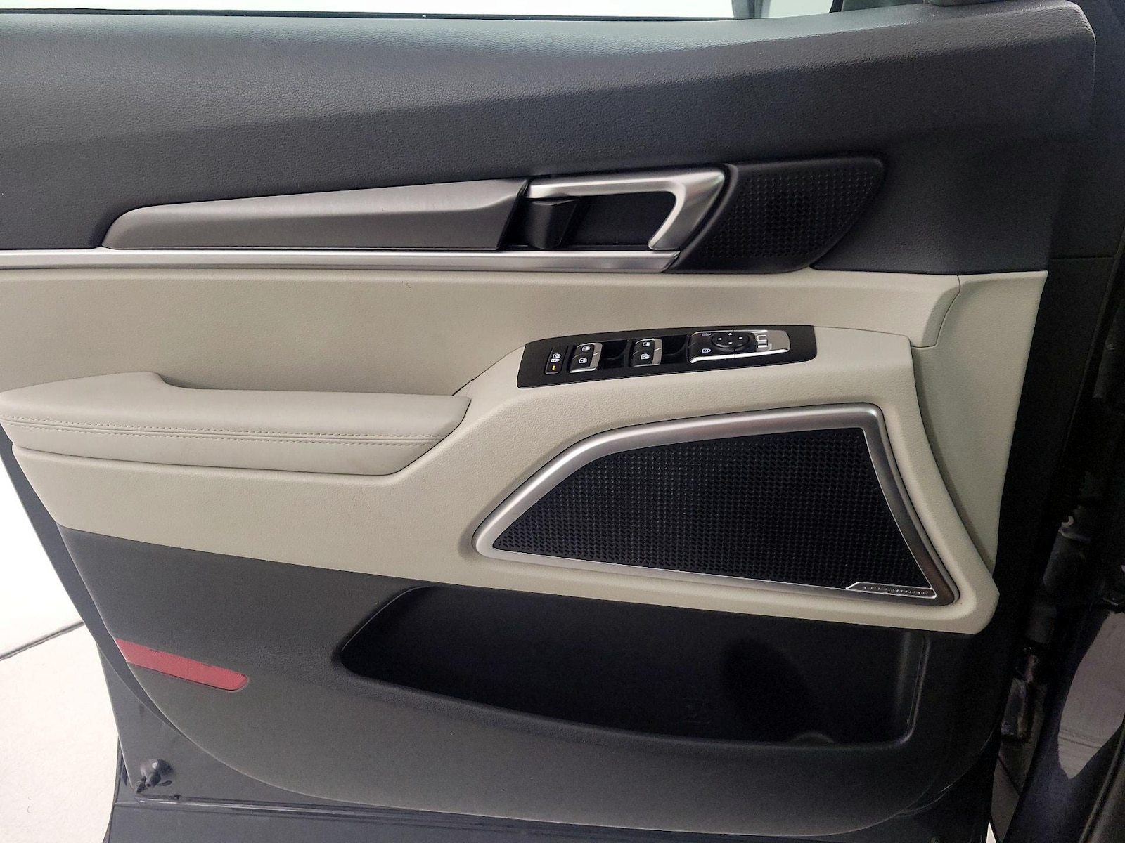 2025 Kia Telluride S - Photo 13