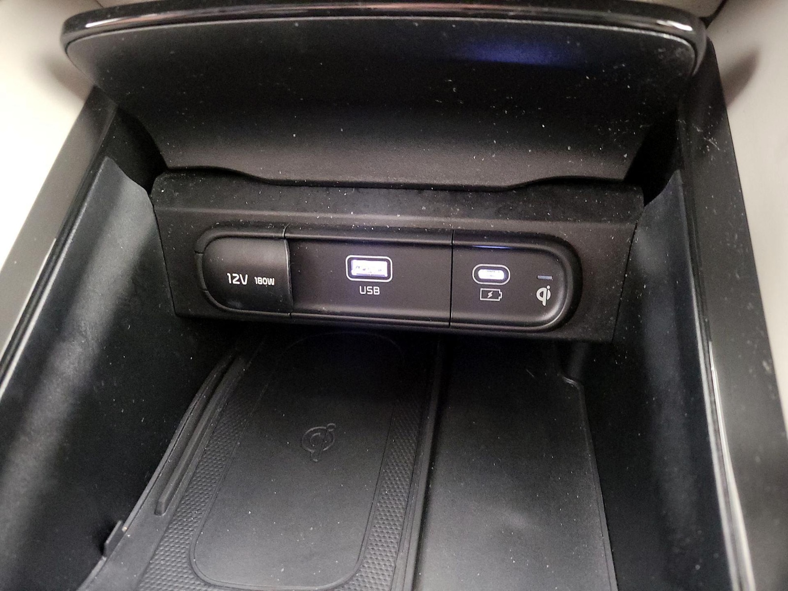 2025 Kia Telluride S - Photo 20