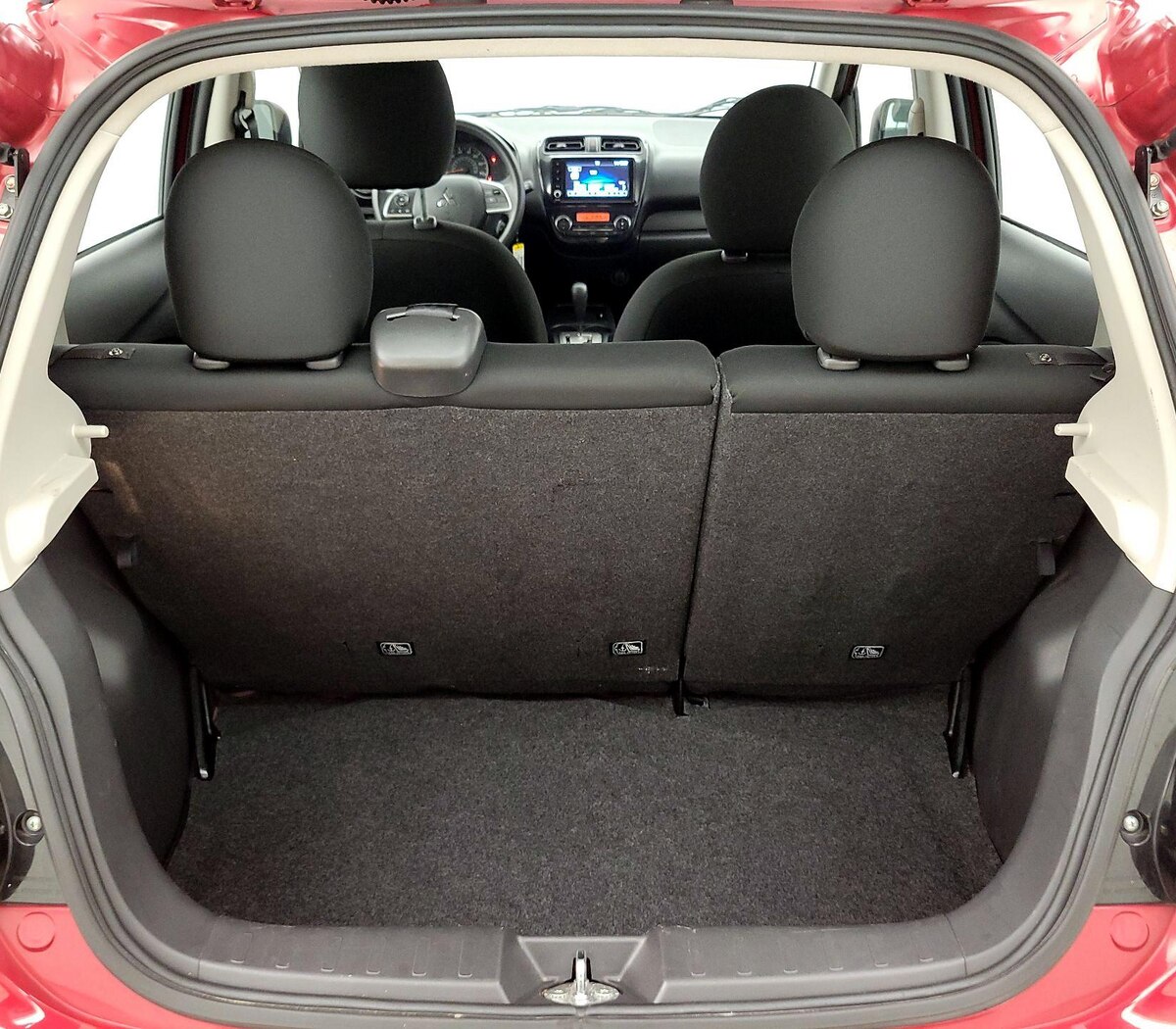 Trunk/Cargo (Seats Up)
