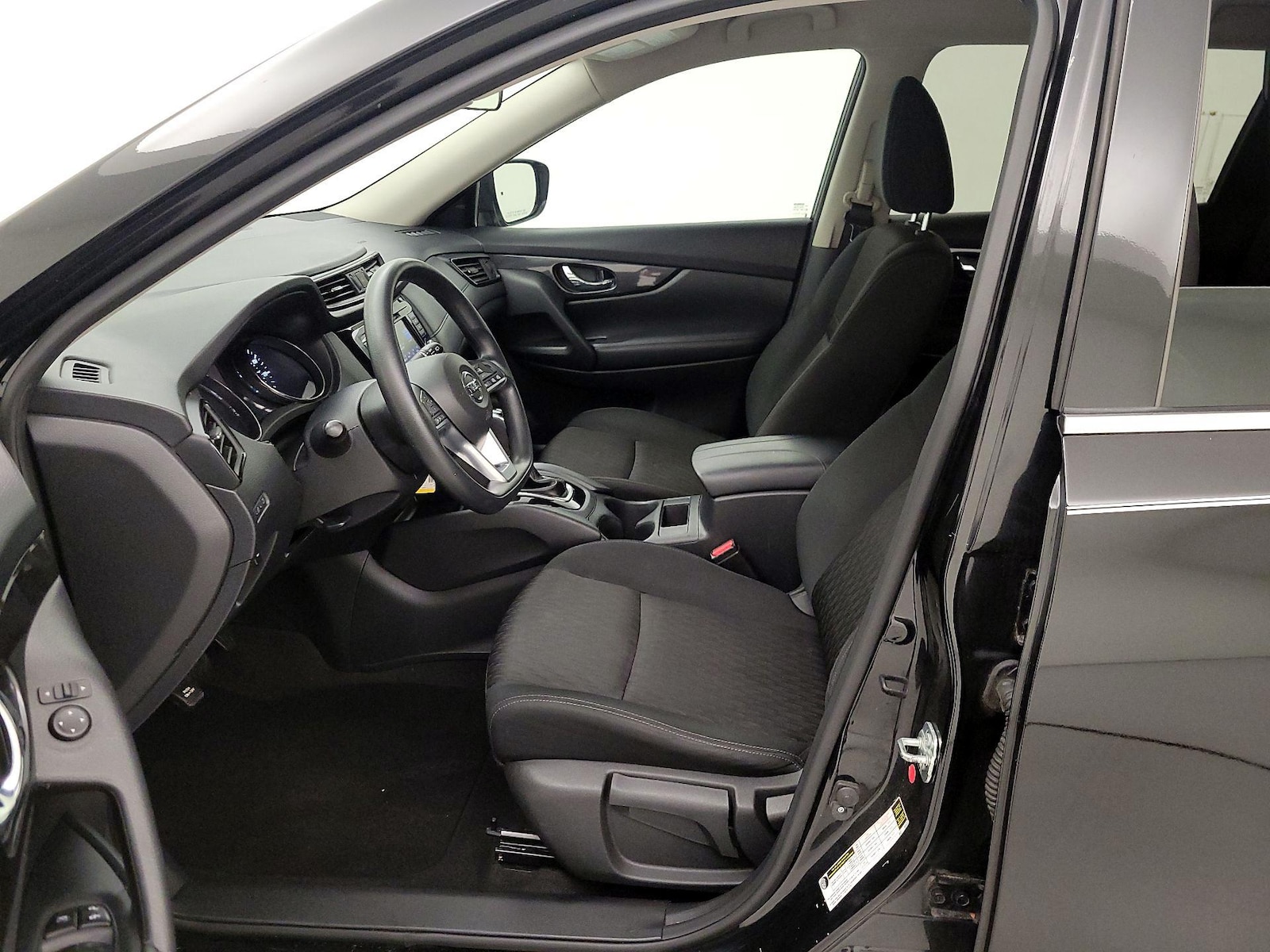 2018 Nissan Rogue S - Photo 12