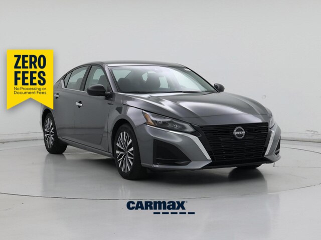 Gray 2025 Nissan Altima Sedan Front-Wheel Drive Automatic