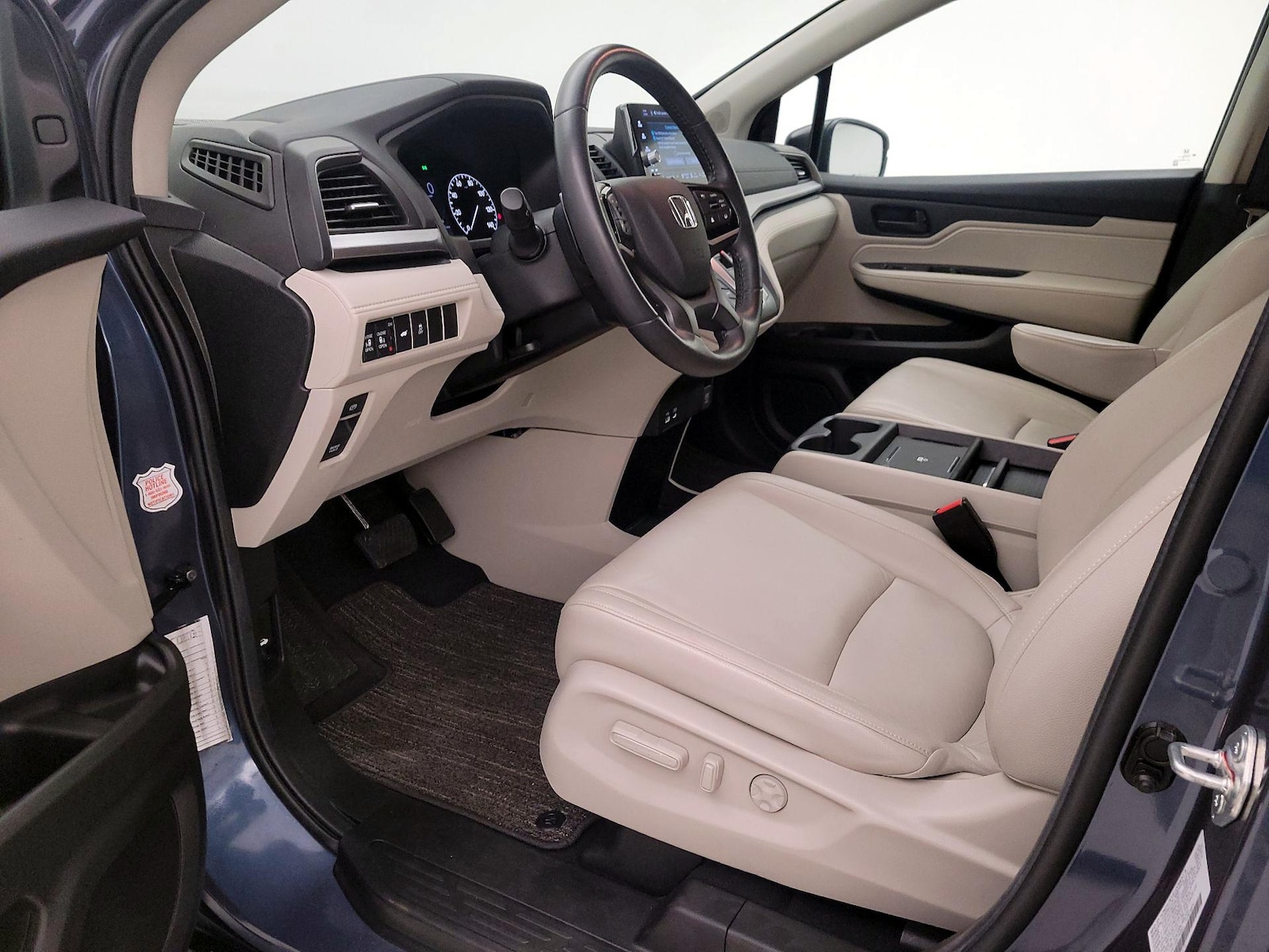 2025 Honda Odyssey EX-L - Photo 12