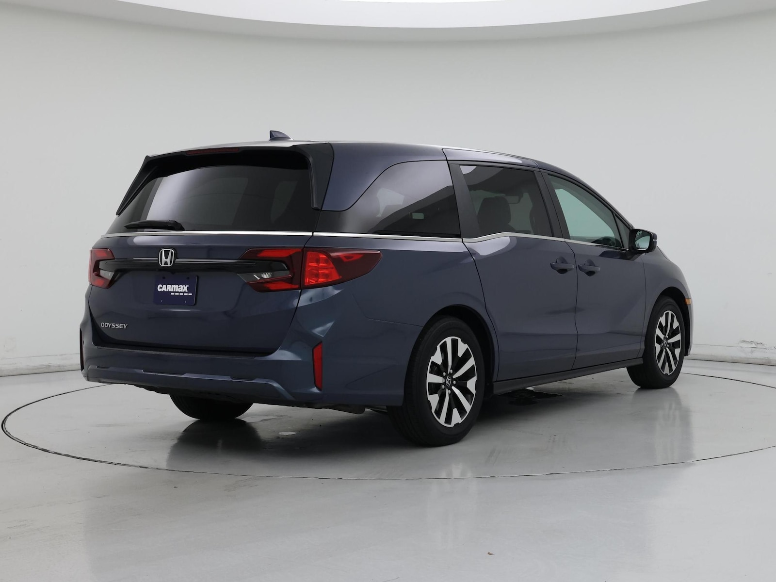2025 Honda Odyssey EX-L - Photo 9