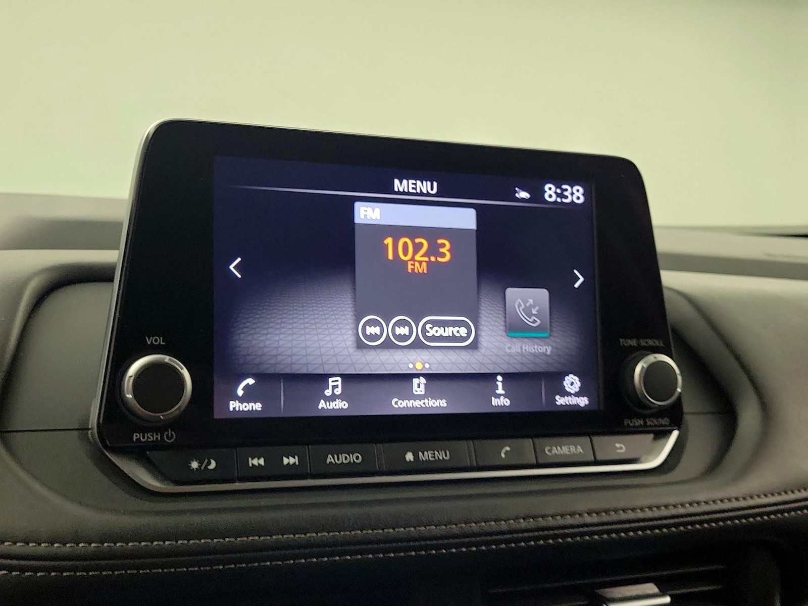 2025 Nissan Rogue SV - Photo 14
