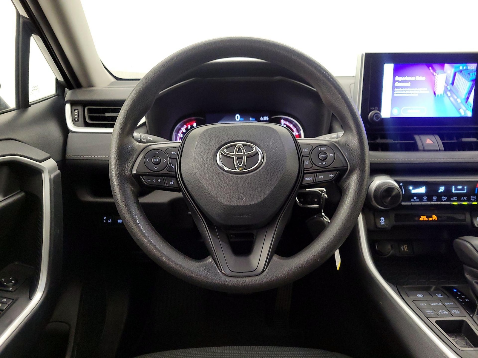 2025 Toyota RAV4 LE - Photo 11
