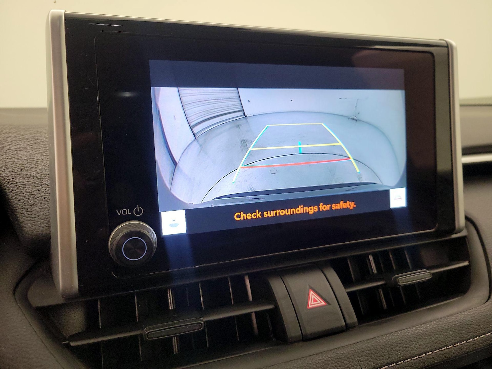 2025 Toyota RAV4 LE - Photo 16