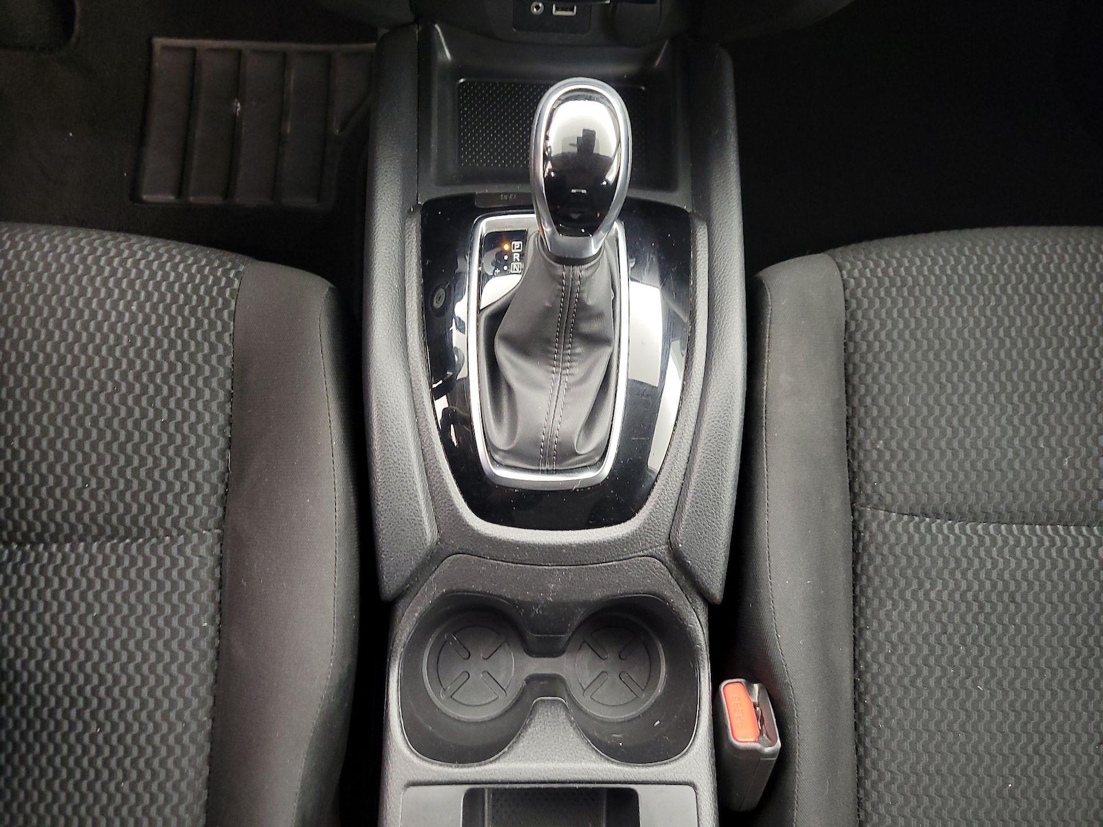 2020 Nissan Rogue Sport S - Photo 18