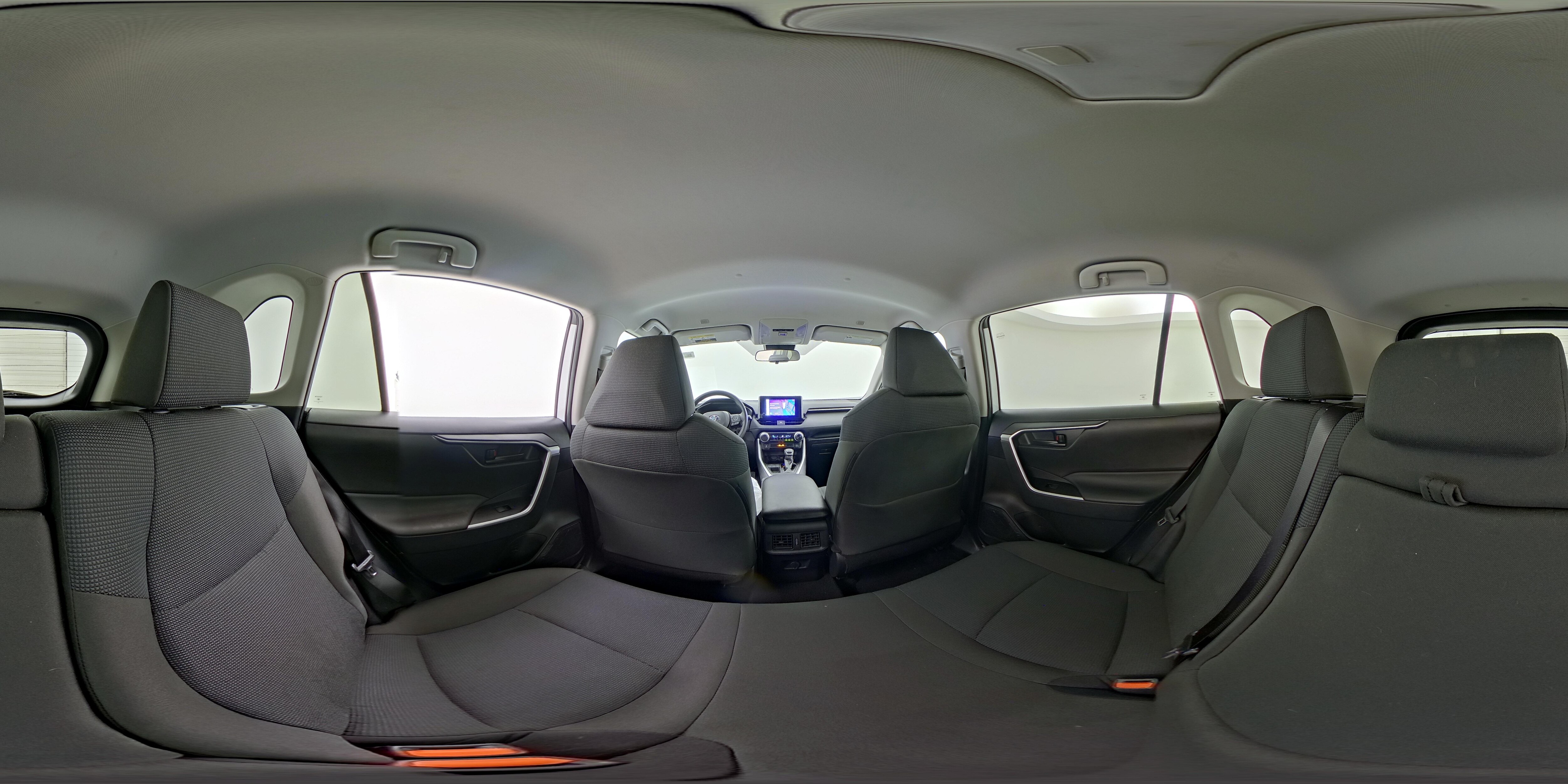 2025 Toyota RAV4 LE - Photo 26