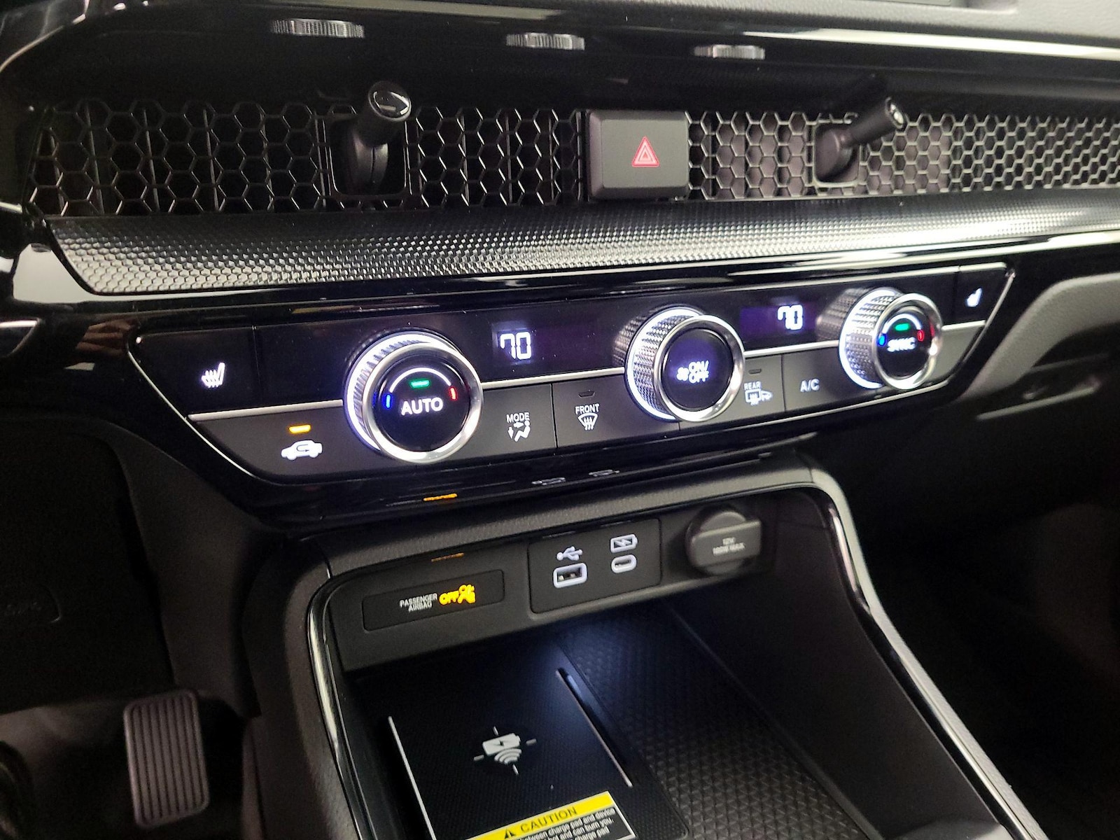 2024 Honda CR-V Sport Touring - Photo 18