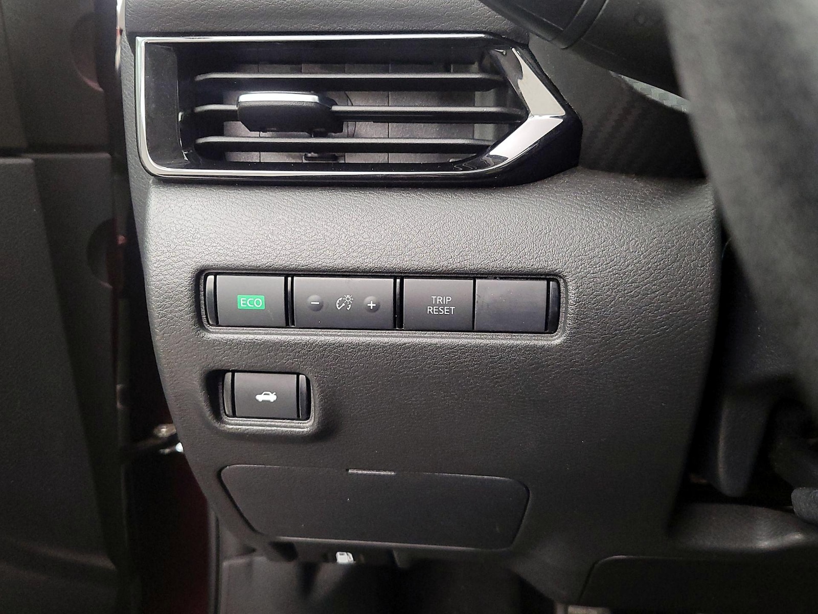2024 Nissan Sentra SV - Photo 14