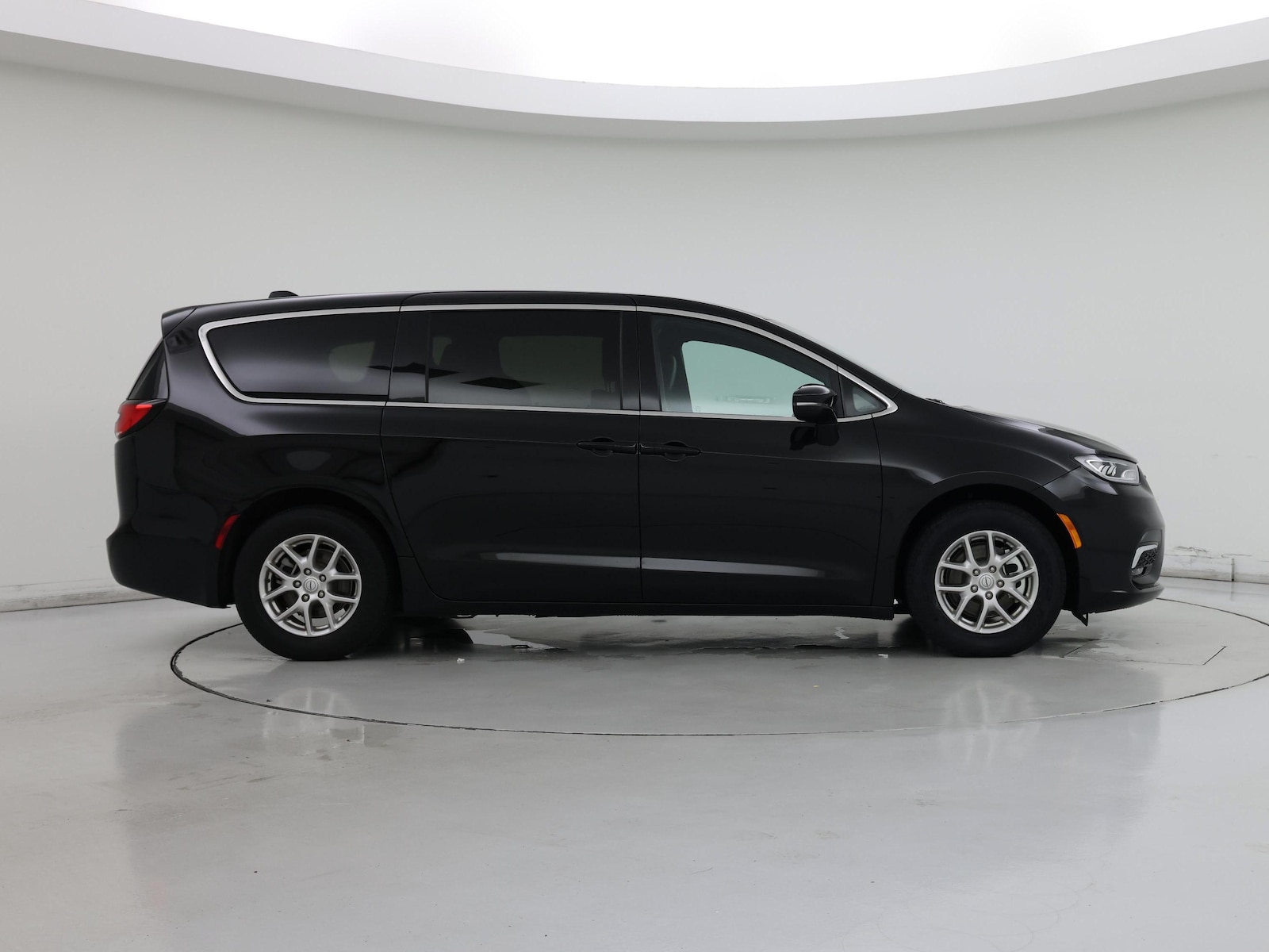 2025 Chrysler Pacifica Select - Photo 8