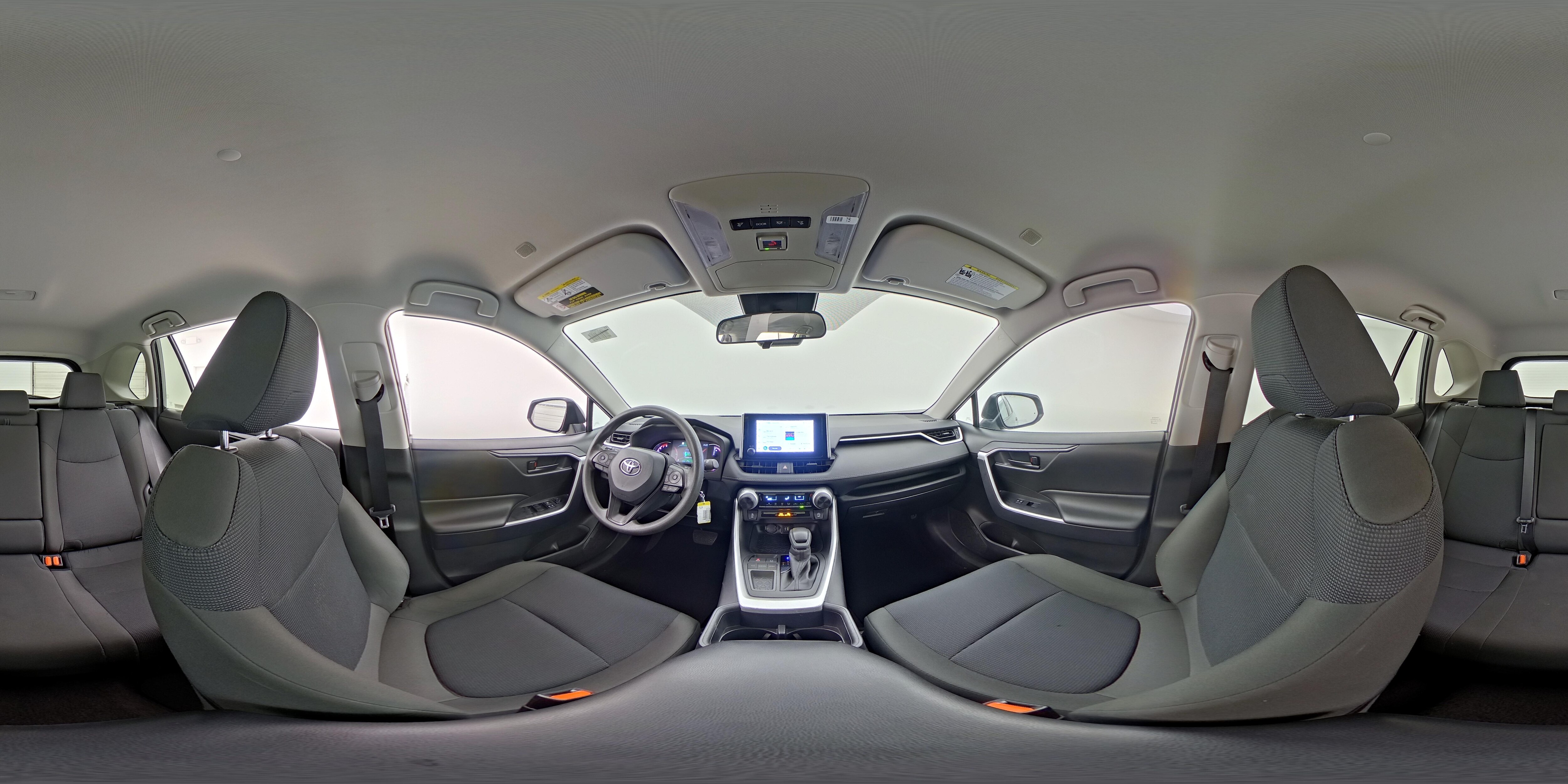 2025 Toyota RAV4 LE - Photo 24