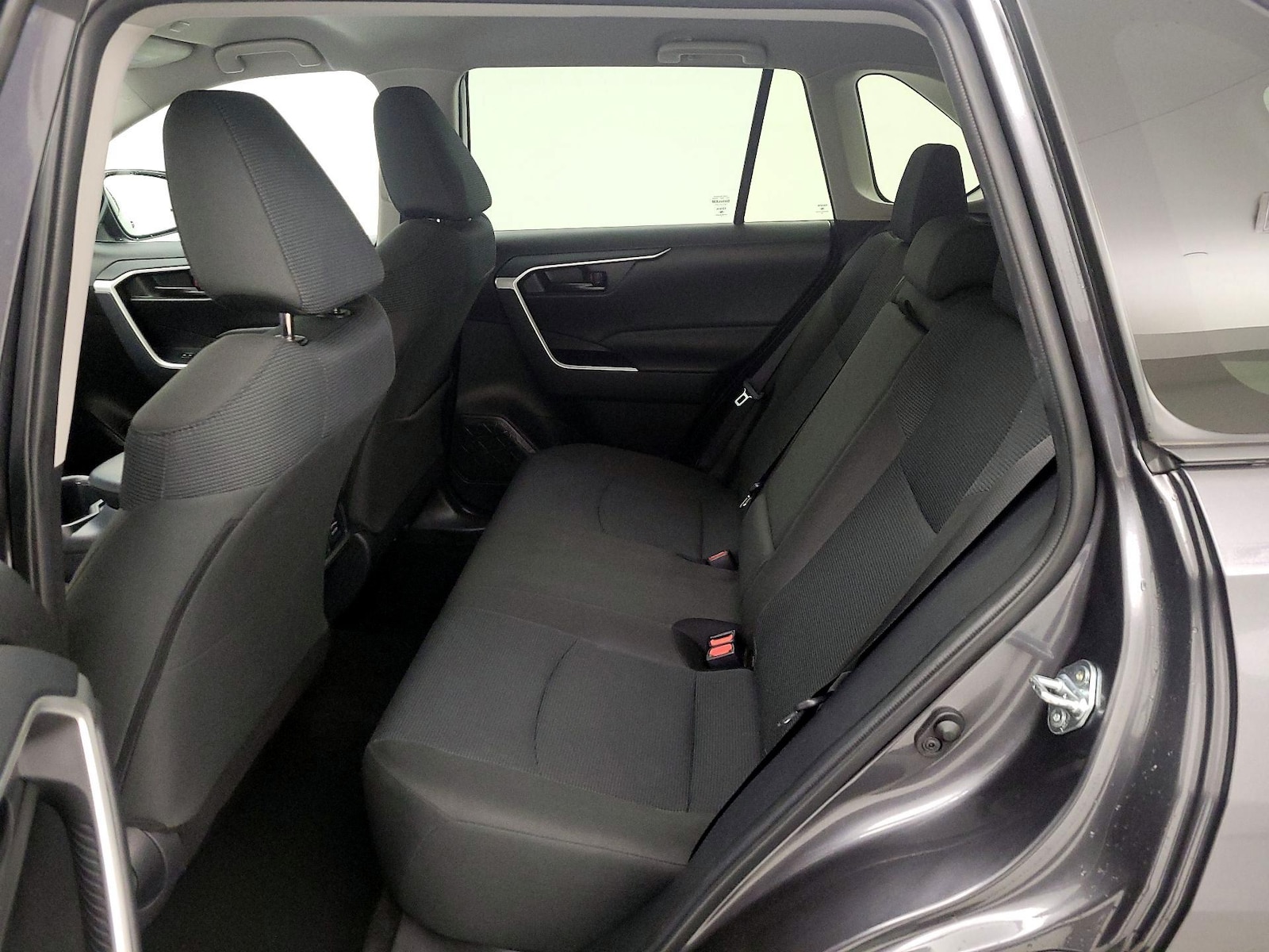 2025 Toyota RAV4 LE - Photo 20