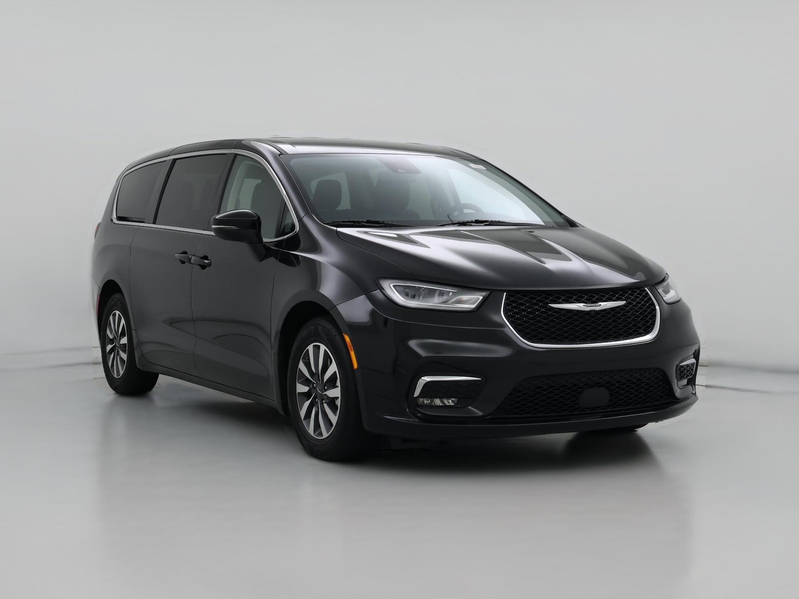 2023 Chrysler Pacifica Hybrid Touring L - Photo 1